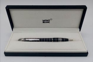 A FABULOUS "MONT BLANC PEN IN ORIGINAL PRESENTATION CASE , LOVELY RUBBERISED FEEL .