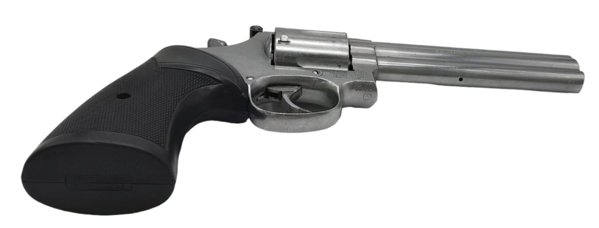 A Deactivated Smith and Wesson 357 Magnum. This classic Hollywood revolver has a chrome finish - Bild 8 aus 16