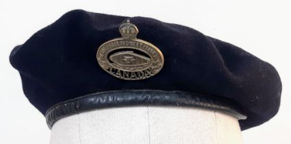 WW2 Canadian Beret and badge of the Essex Regiment (Tank) Circa 1938-45.