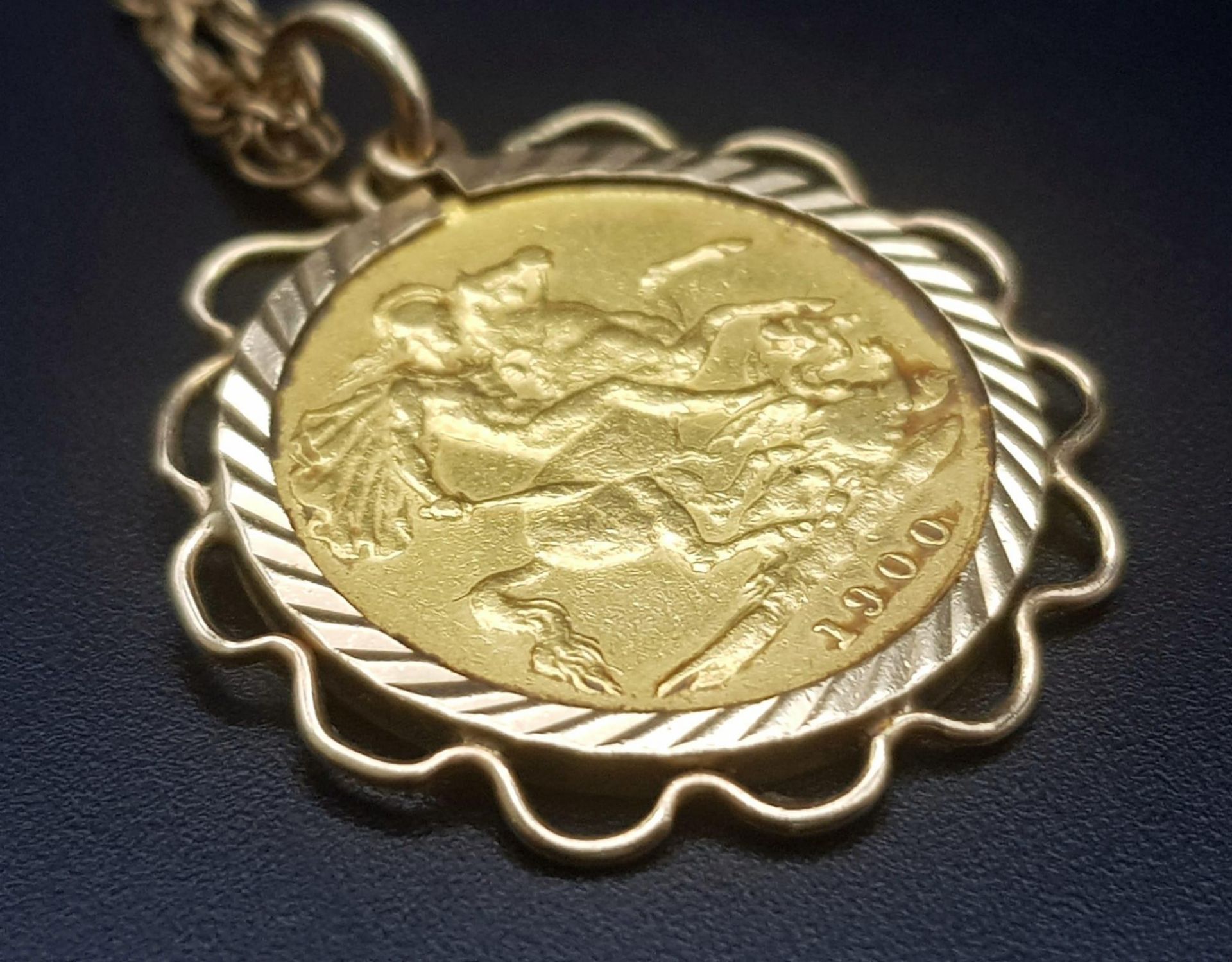 A 1900 22k Gold Queen Victoria Half Sovereign set in a 9K Gold Casing on a 9K Yellow Gold Chain - - Image 6 of 6