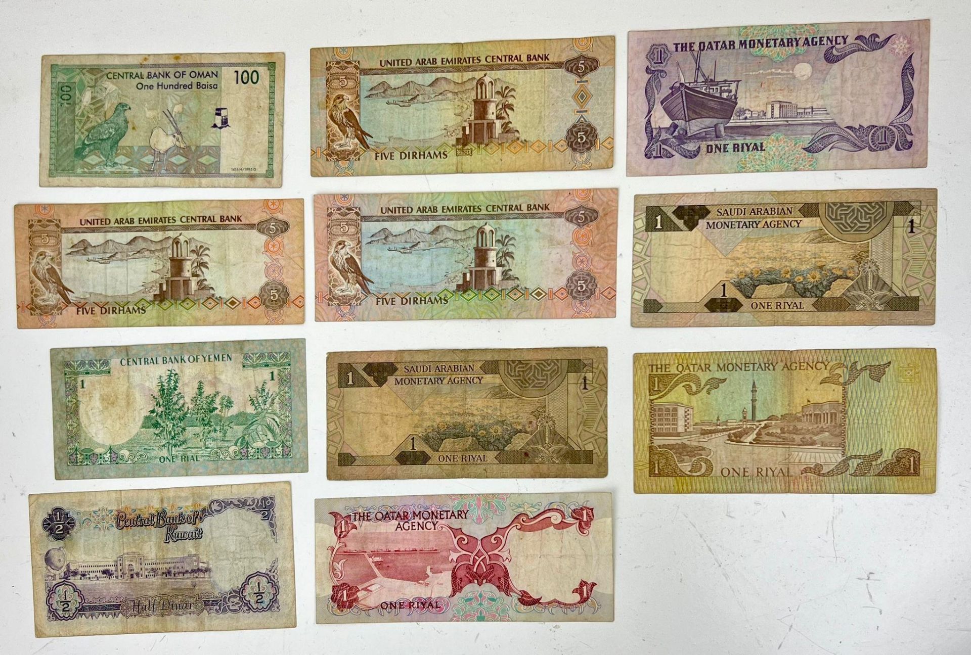 Eleven Vintage Middle-Eastern Currency Notes - Please see photos for conditions. - Bild 2 aus 2