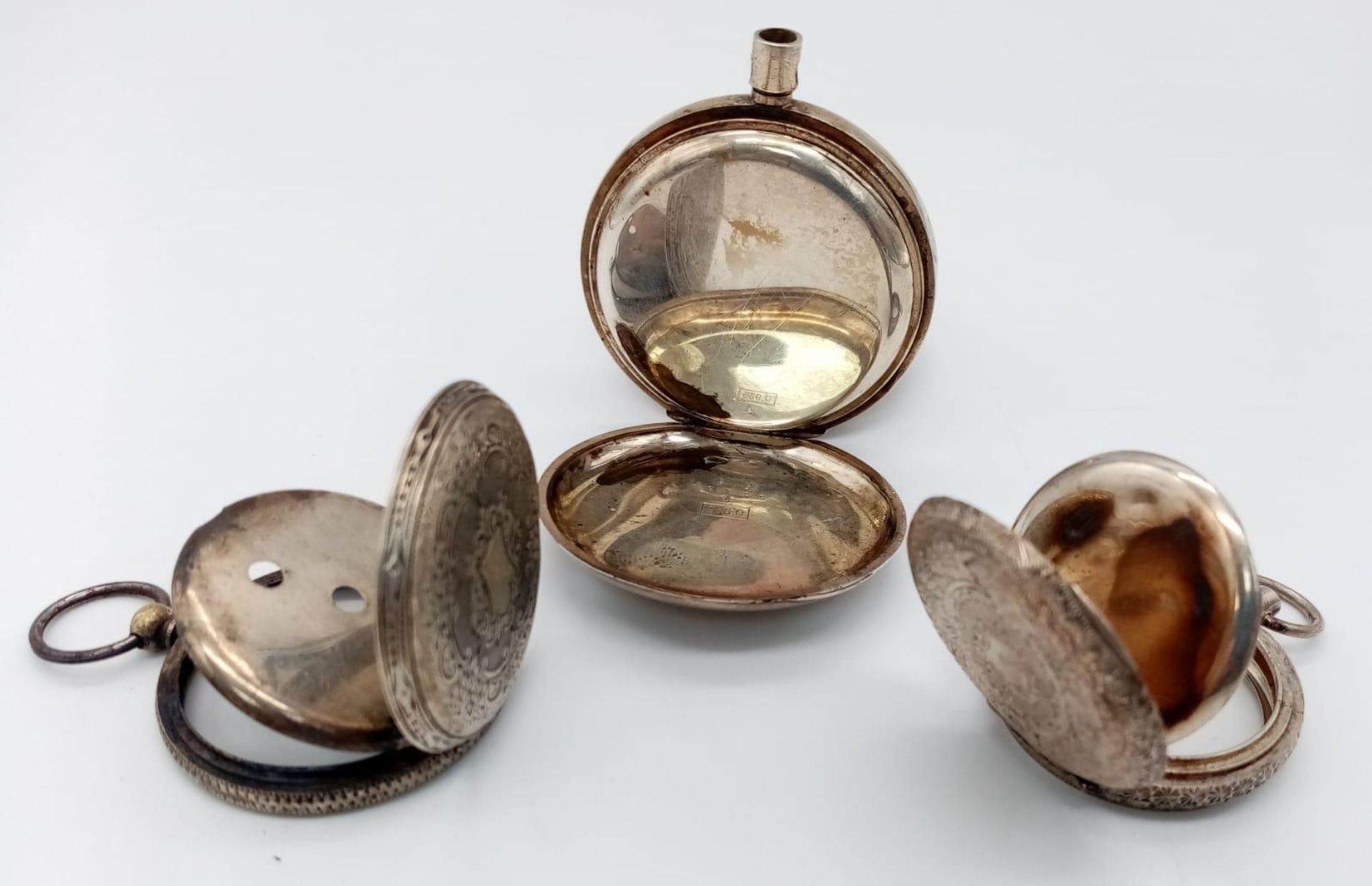 A Parcel of Three Antique Silver Watch Cases. 34mm, 38mm and 48mm. All silver marked, two being - Bild 2 aus 10