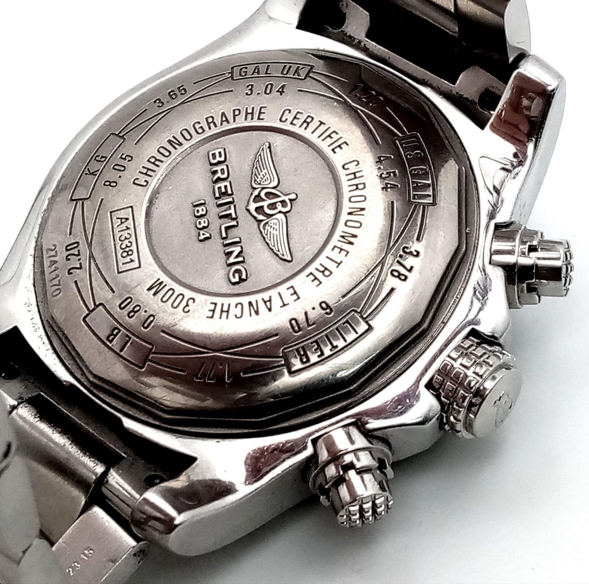 A Breitling Avenger II Chronograph Gents Watch. Stainless steel bracelet and case - 43mm. Black dial - Bild 5 aus 11
