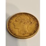 1877 GOLD SOVEREIGN. Very fine/extra fine condition. Melbourne Mint. Young Victoria head.