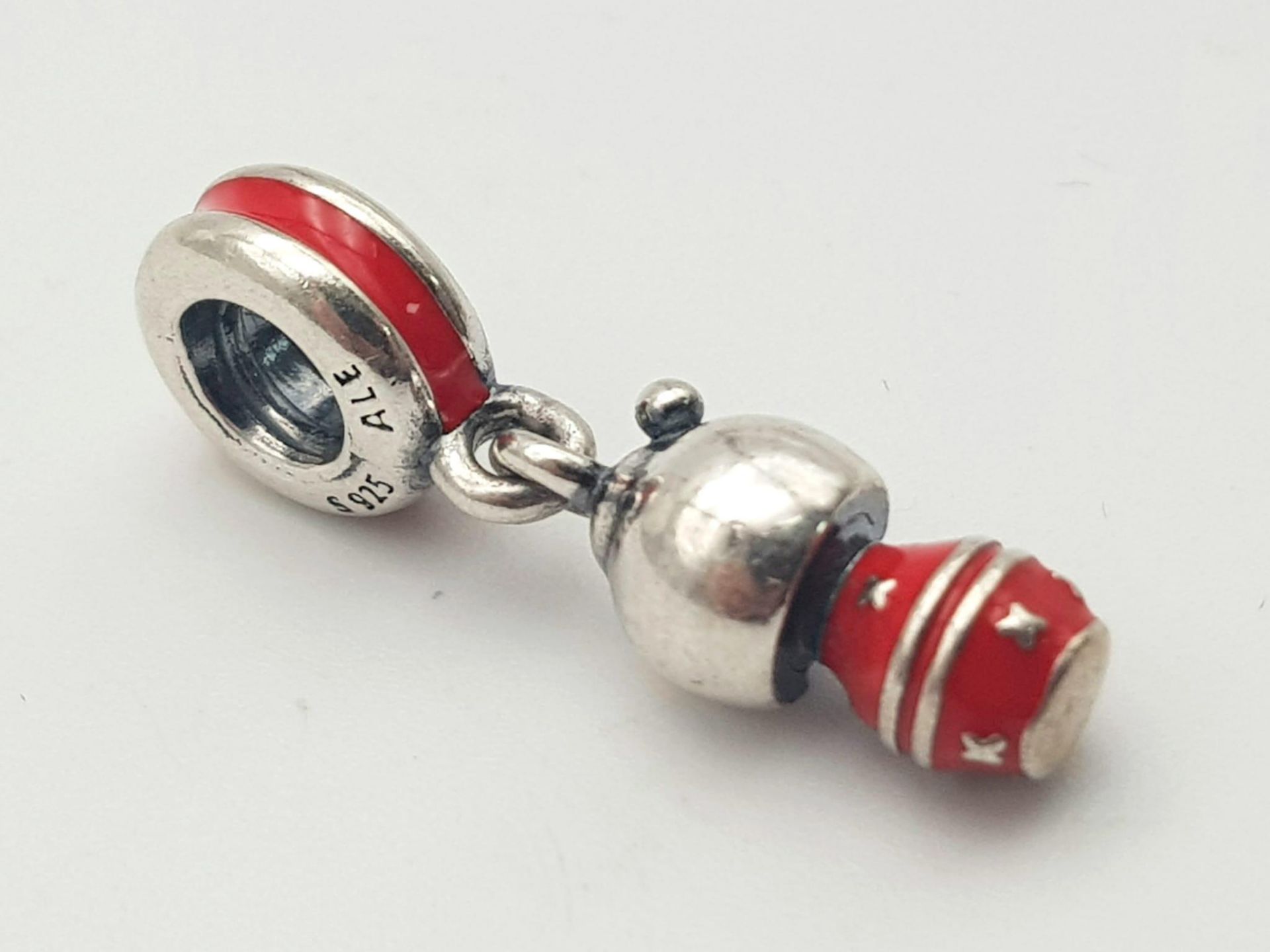 A PANDORA STERLING SILVER JAPANESE GEISHA DOLL IN RED KIMONO WITH FAN CHARM 3.8G , 22mm x 6mm ref:
