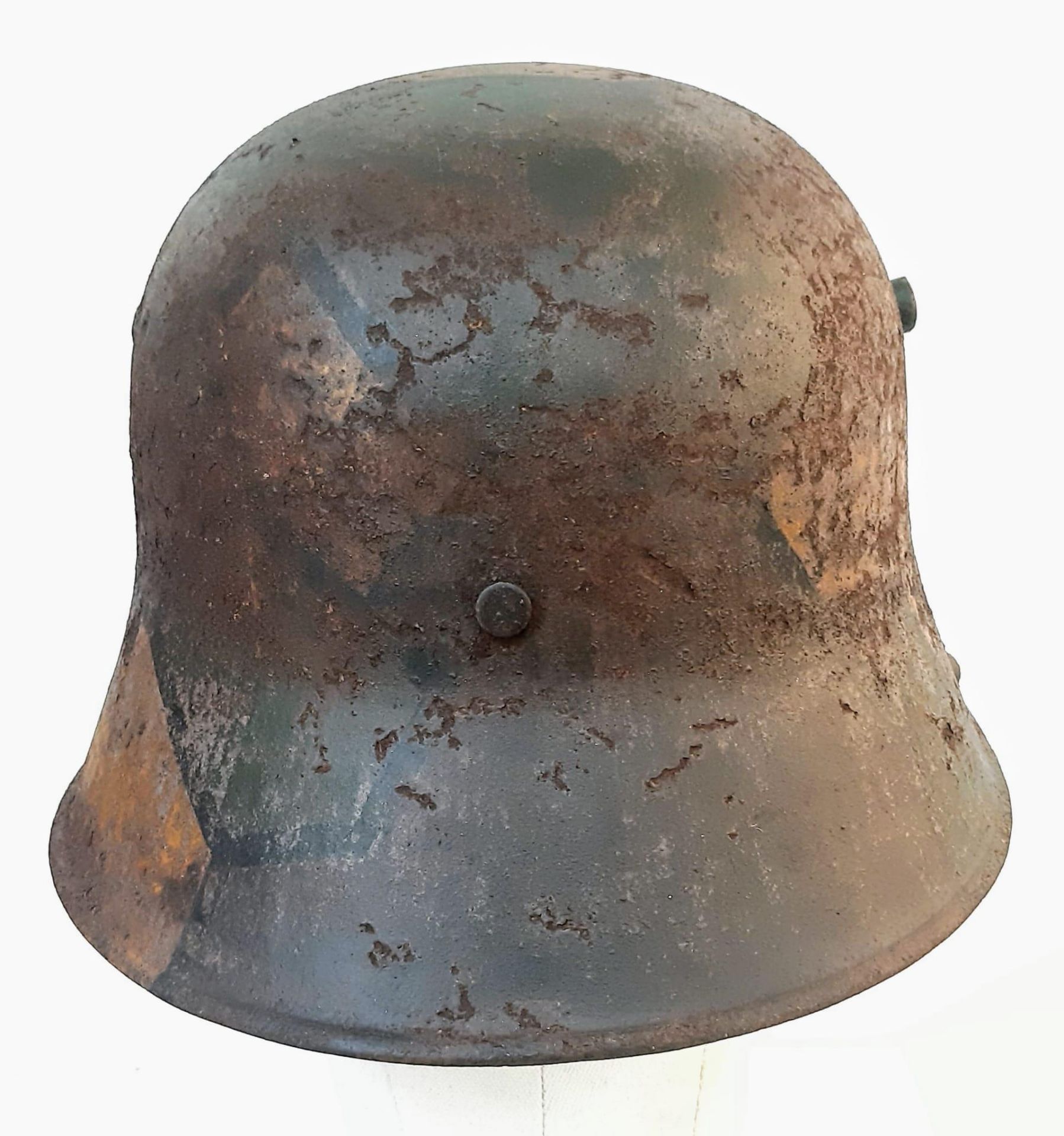 WW1 Imperial German M17 Jigsaw pattern camouflage Stahlhelm with liner. - Image 4 of 5