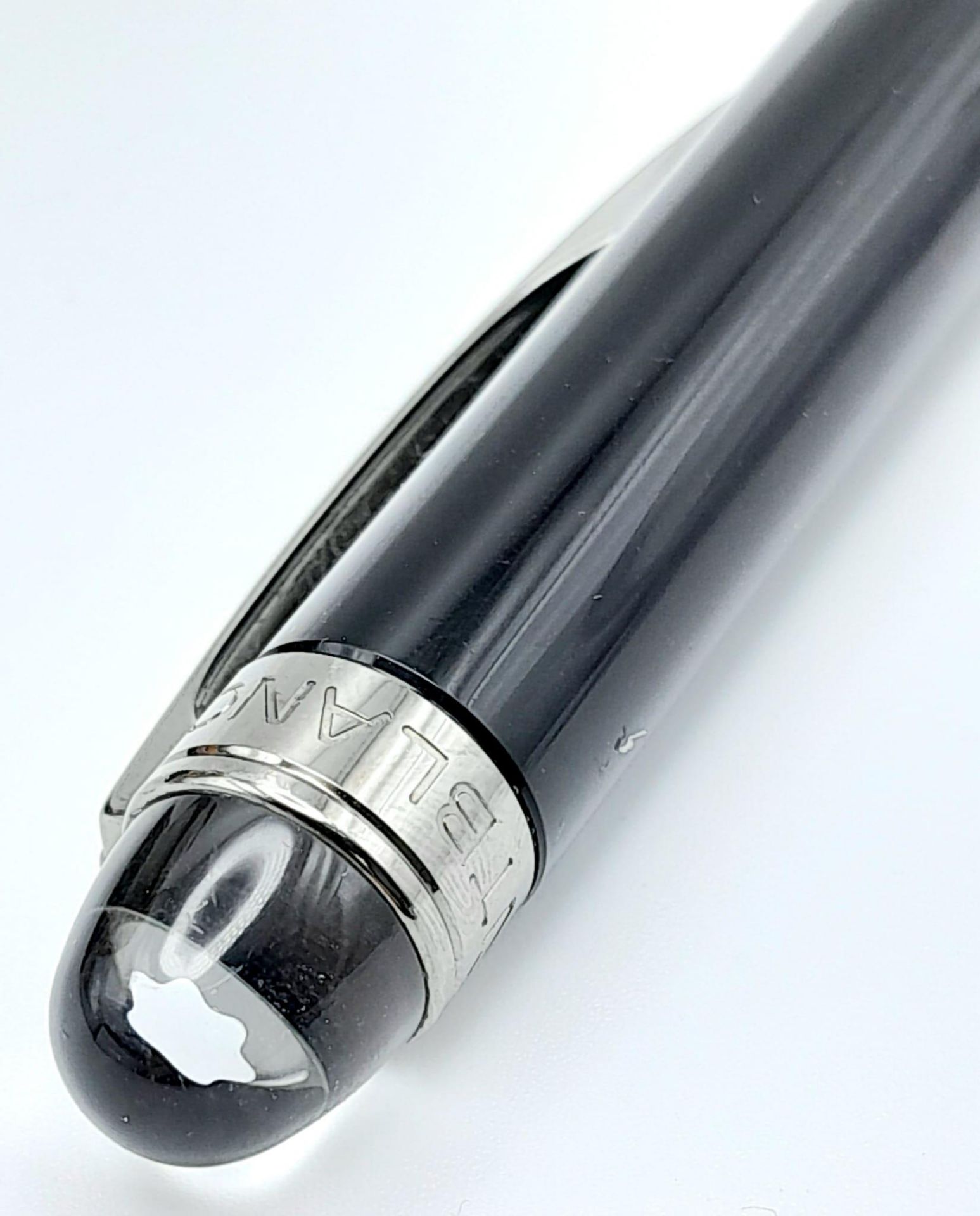 A MONT-BLANC PEN WITH THE CLEAR DOME END AND TWIST EXPOSURE, - Bild 3 aus 6