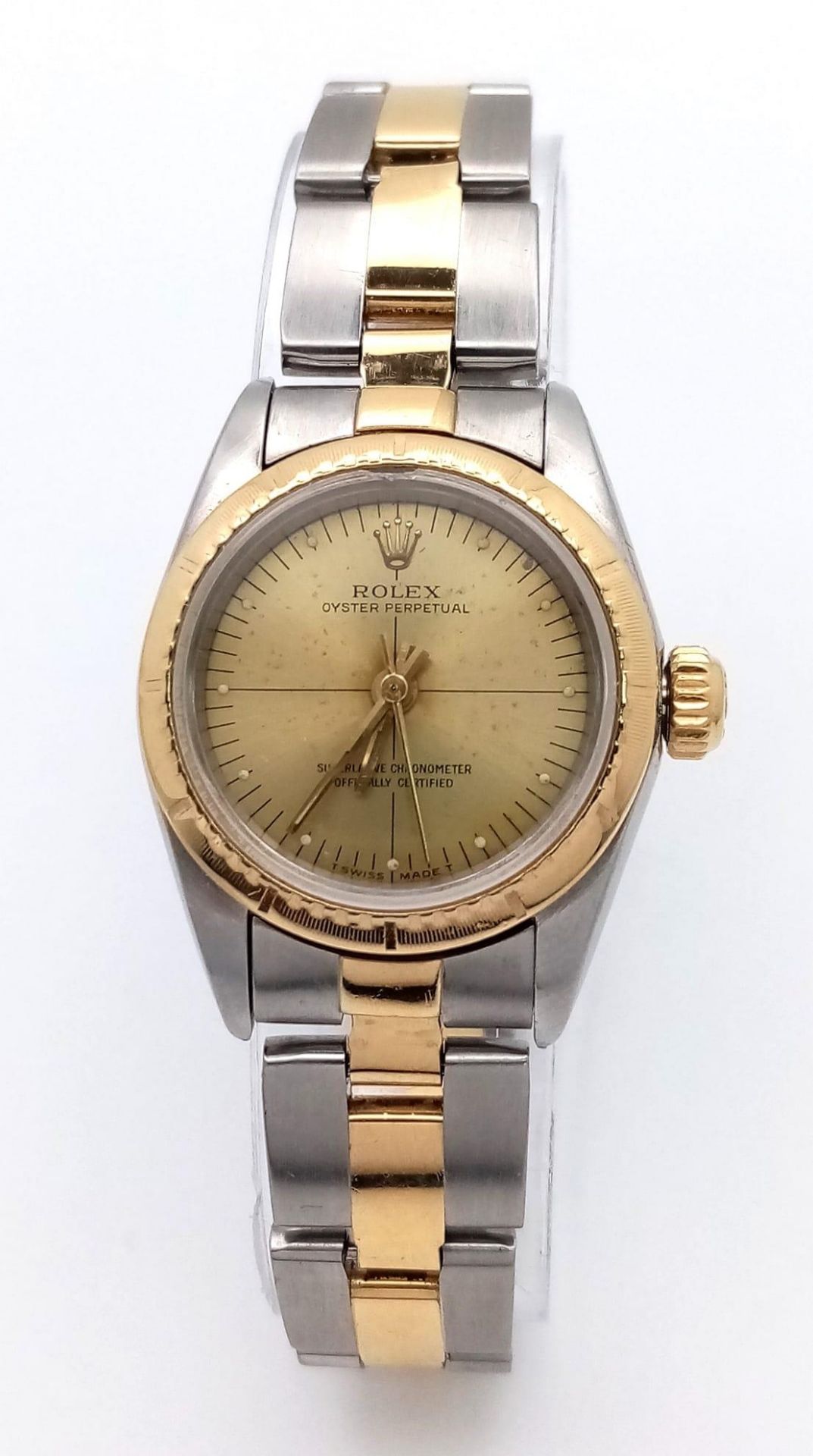 A ROLEX LADIES BI-METAL AUTOMATIC WATCH WITH GOLDTONE DIAL , LATEST STYLE STRAP AND ORIGINAL ROLEX - Image 3 of 8