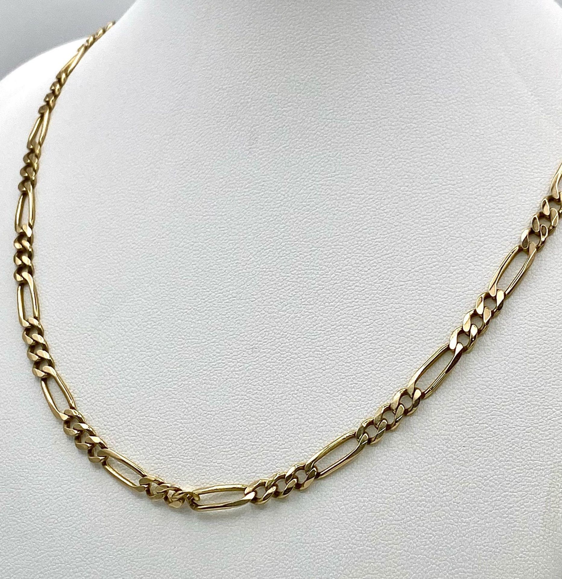 A Vintage 9K Yellow Gold Figaro Link Necklace. 45cm length. 14.1g weight. - Image 2 of 5