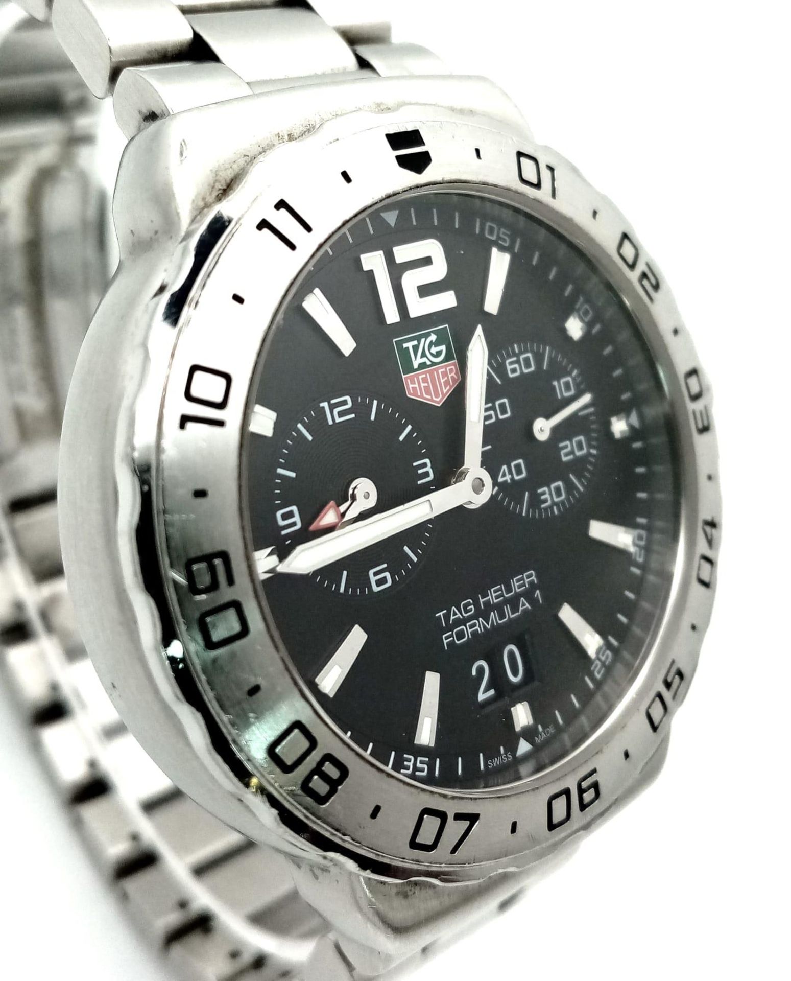 A Tag Heuer Formula 1 Gents Alarm Watch. Stainless steel bracelet and case - 42mm. Black dial with - Image 3 of 8