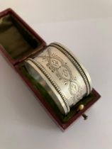 Antique SILVER NAPKIN RING Beautifully decorated and complete with original Presentation box. Having