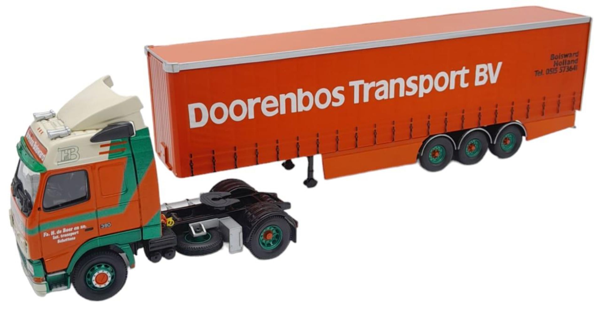 A Limited Edition Die Cast Corgi Volvo Truck and Curtainside Trailer. As new, in box. Scale - 1:50. - Bild 3 aus 10