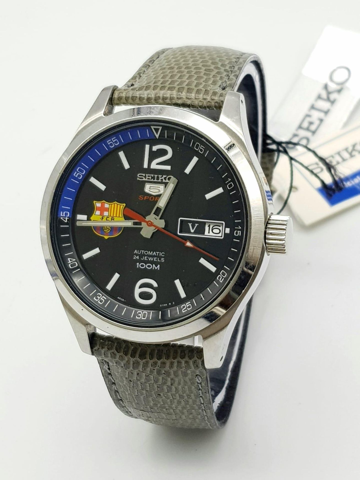 A SEIKO "BARCELONA F.C."AUTOMATIC GENTS WATCH WITH SKELETON BACK , NEVER WORN AS NEW WITH TAGS STILL - Bild 2 aus 7