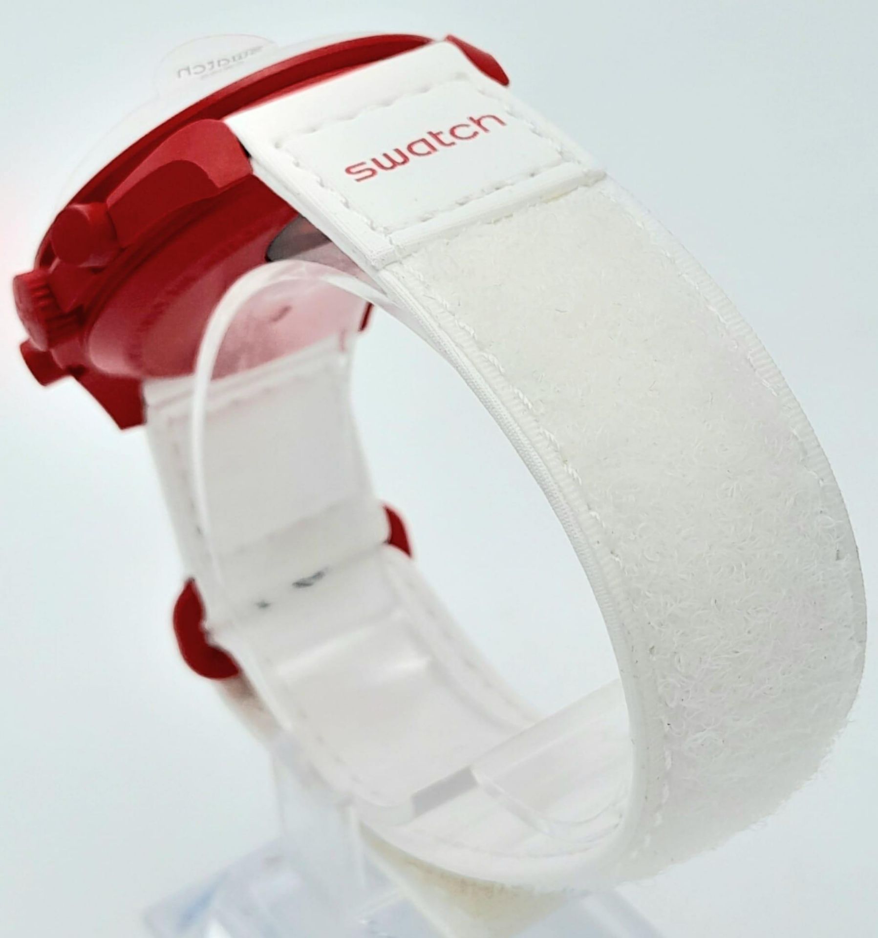 An Omega X Swatch Bioceramic Mission To Mars Chronograph Watch. Red ceramic case - 42mm. White - Bild 3 aus 9