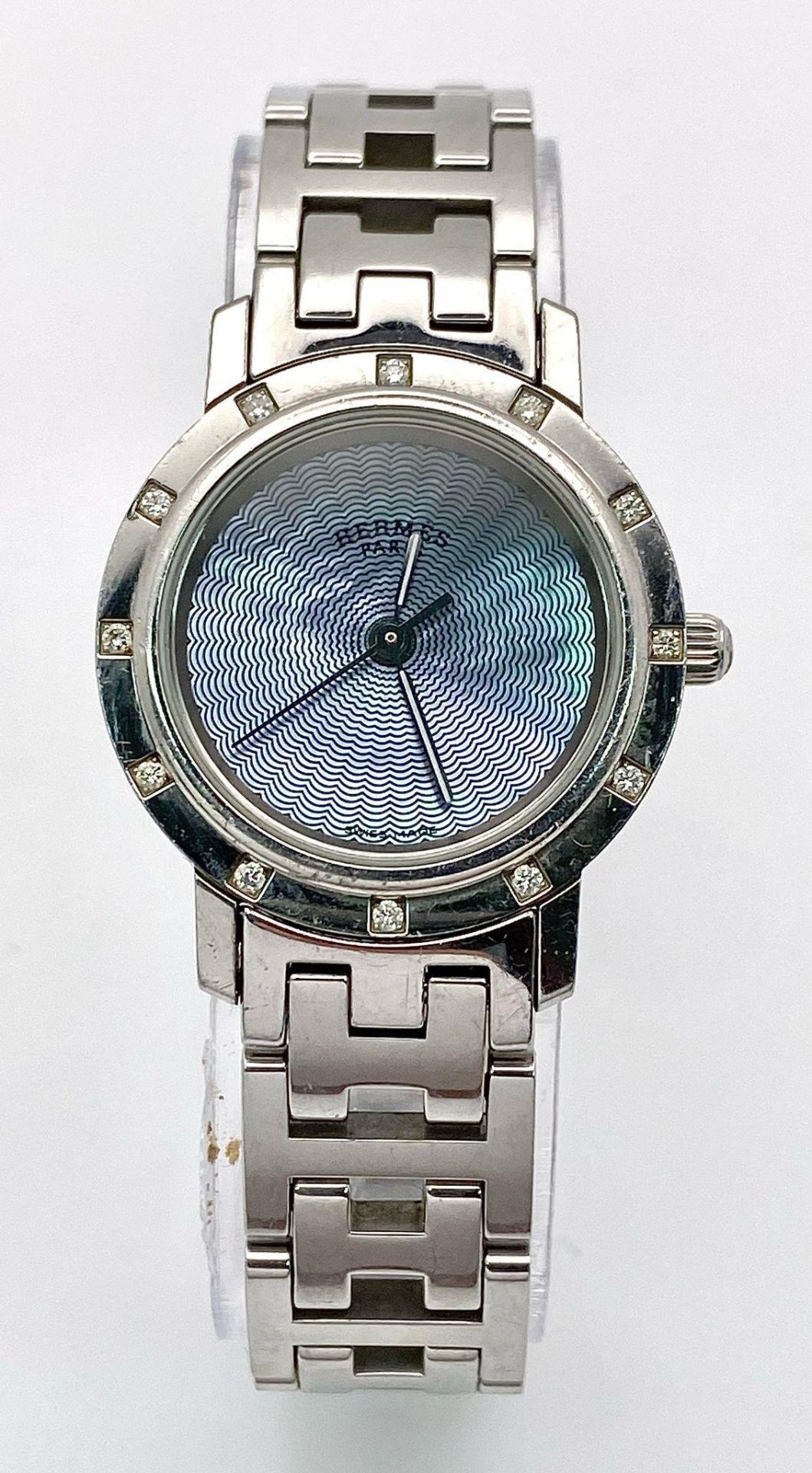 A "HERMES" STAINLESS STEEL LADIES QUARTZ WATCH WITH DIAMOND OUTER BEZEL. 24mm - Image 2 of 8