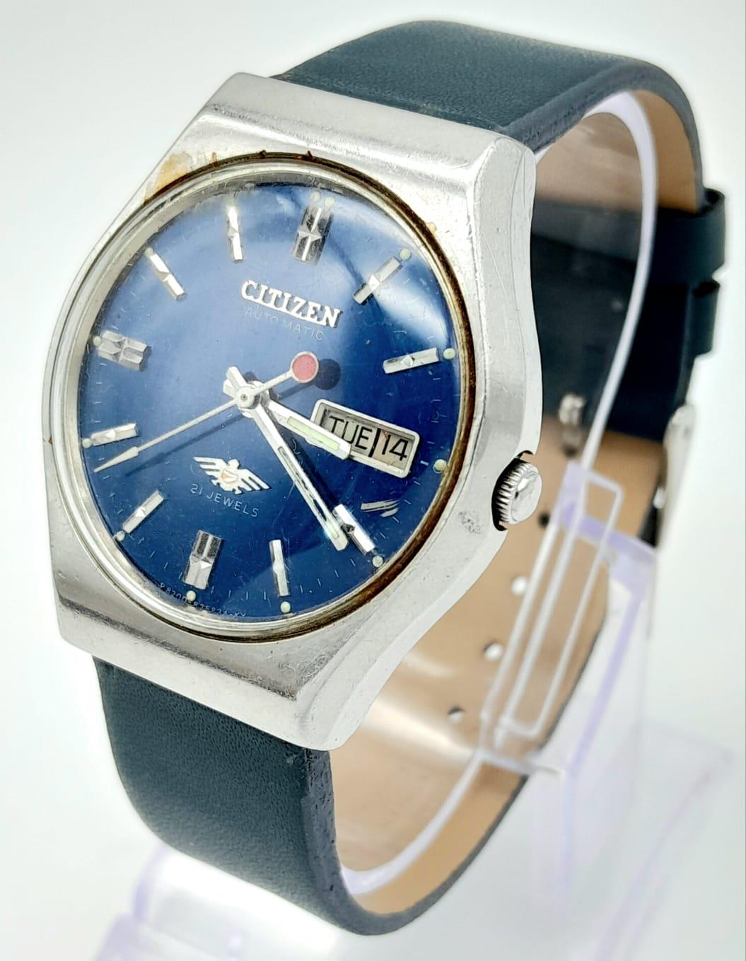 A Vintage Citizen 21 Jewel Automatic Gents Watch. Blue leather strap. Stainless steel case - 36mm.