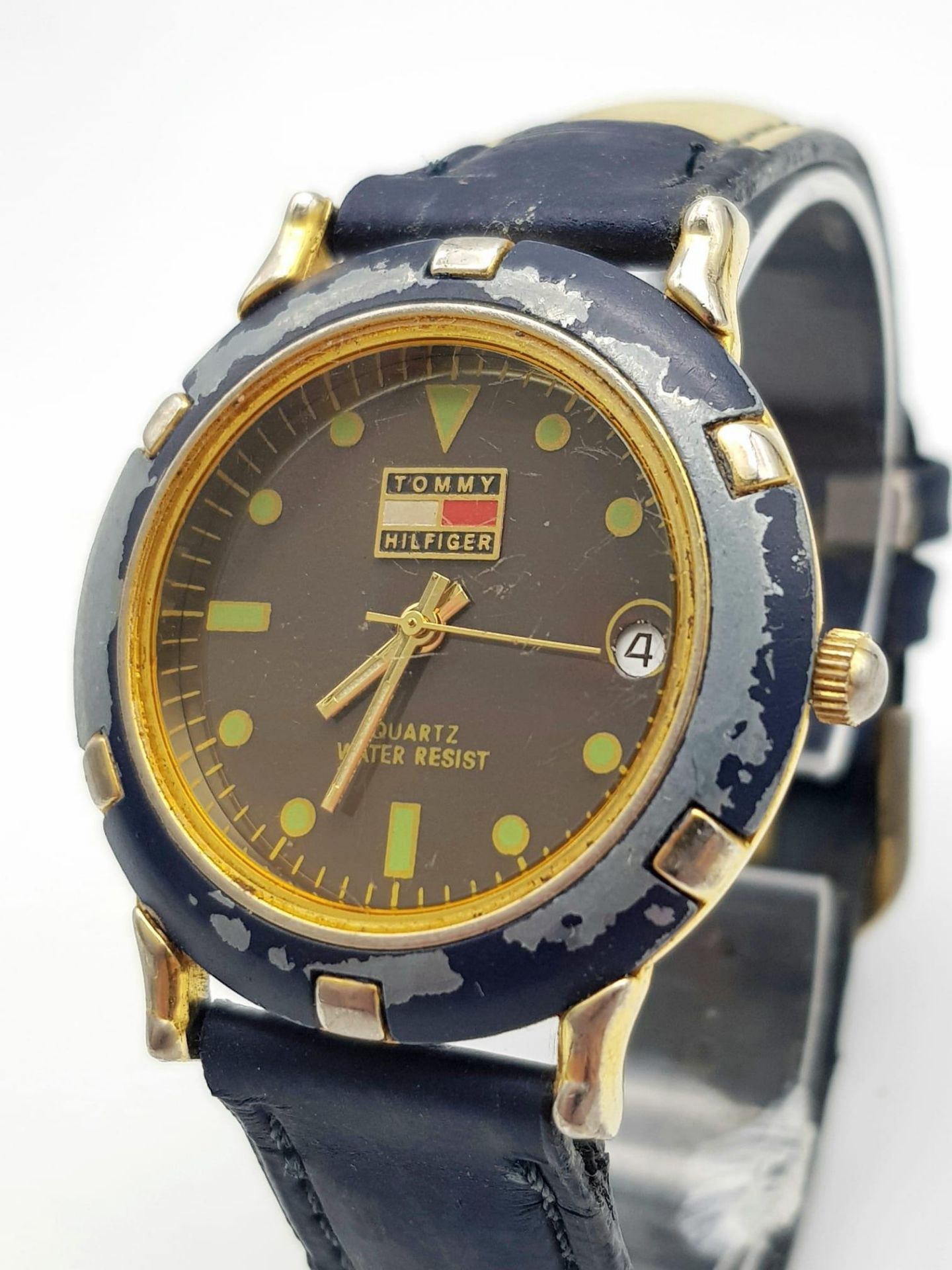 TOMMY HILFIGER WATCH REQUIRES NEW BATTERY AF - Image 3 of 5