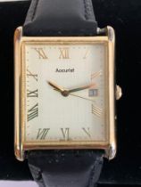 Gentlemans ACCURIST GOLD PLATED QUARTZ WRISTWATCH. Square face model with second hand and date