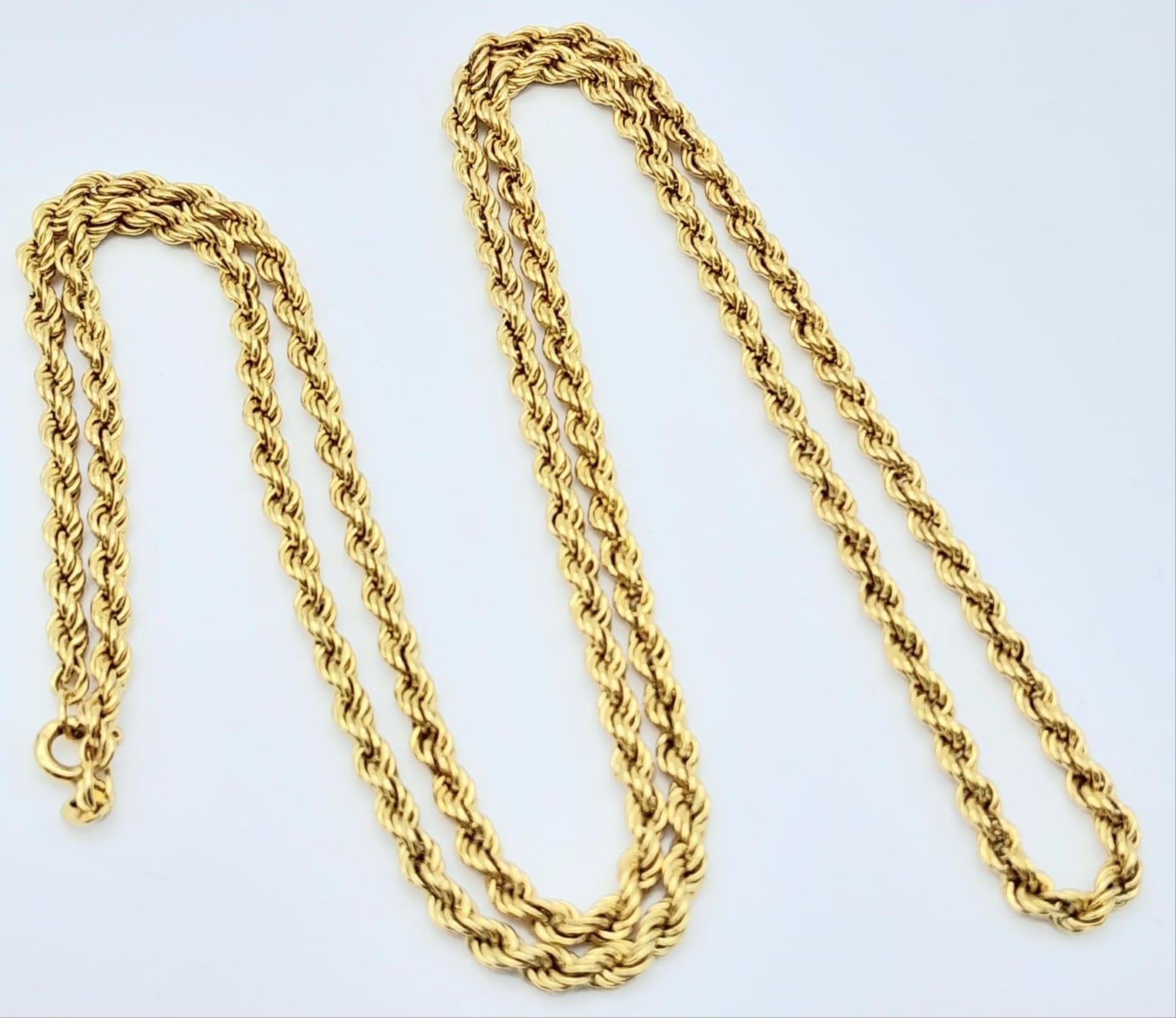 A 9K Yellow Gold Rope Necklace. 60cm length. 6.05g weight.