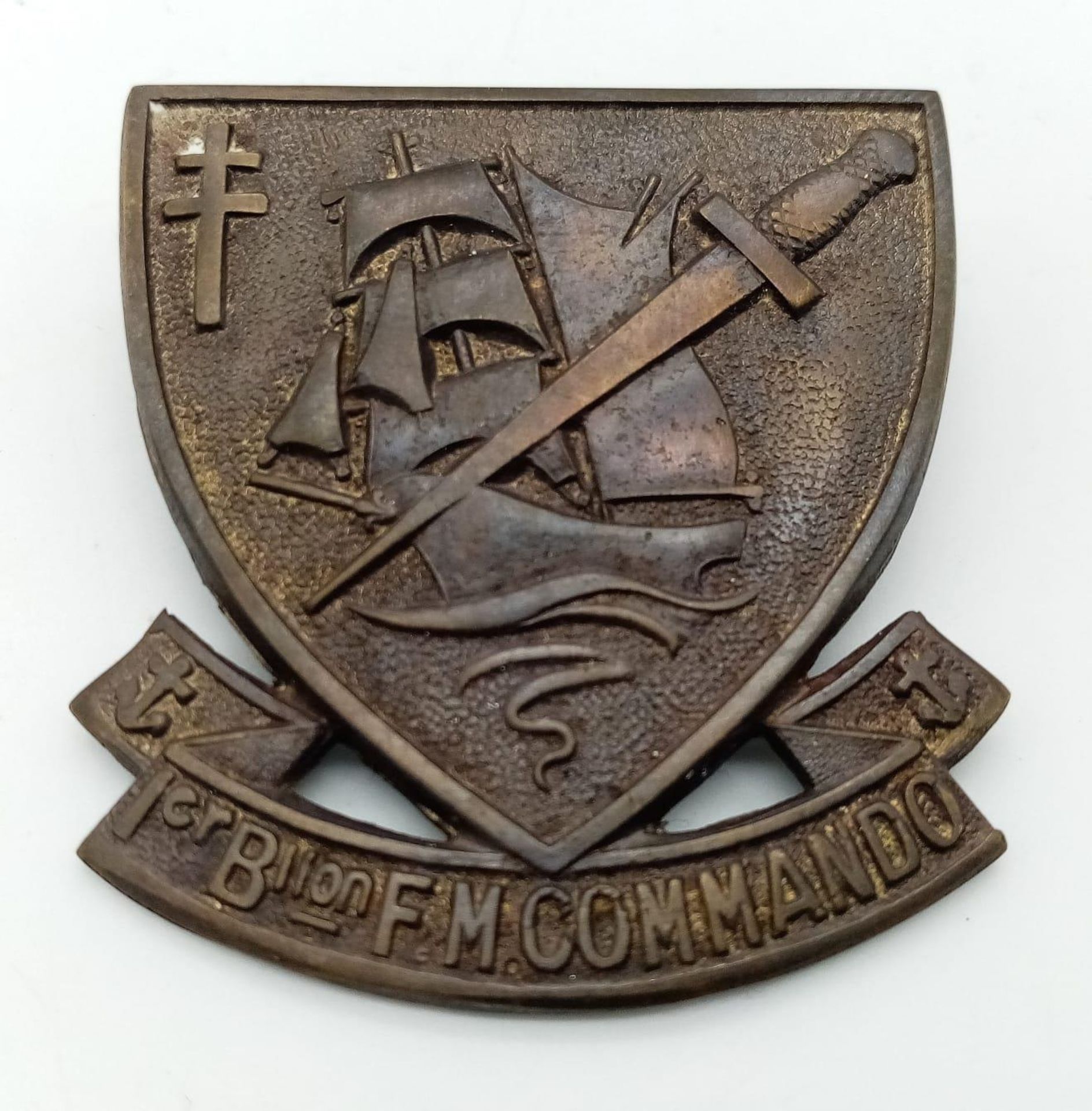 WW2 Free French 1 st Commando Battalion. Made in England. Very nice badge from a reputable