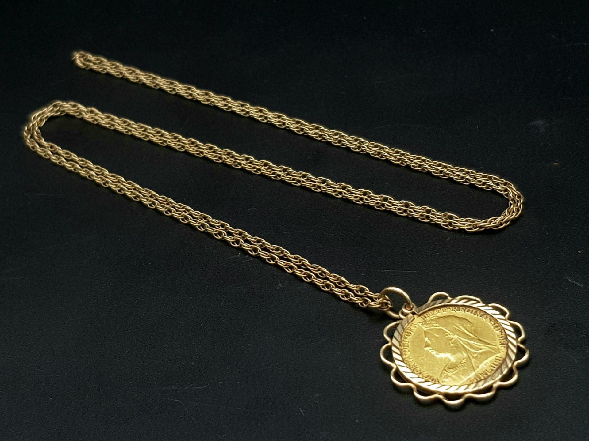 A 1900 22k Gold Queen Victoria Half Sovereign set in a 9K Gold Casing on a 9K Yellow Gold Chain - - Image 2 of 6