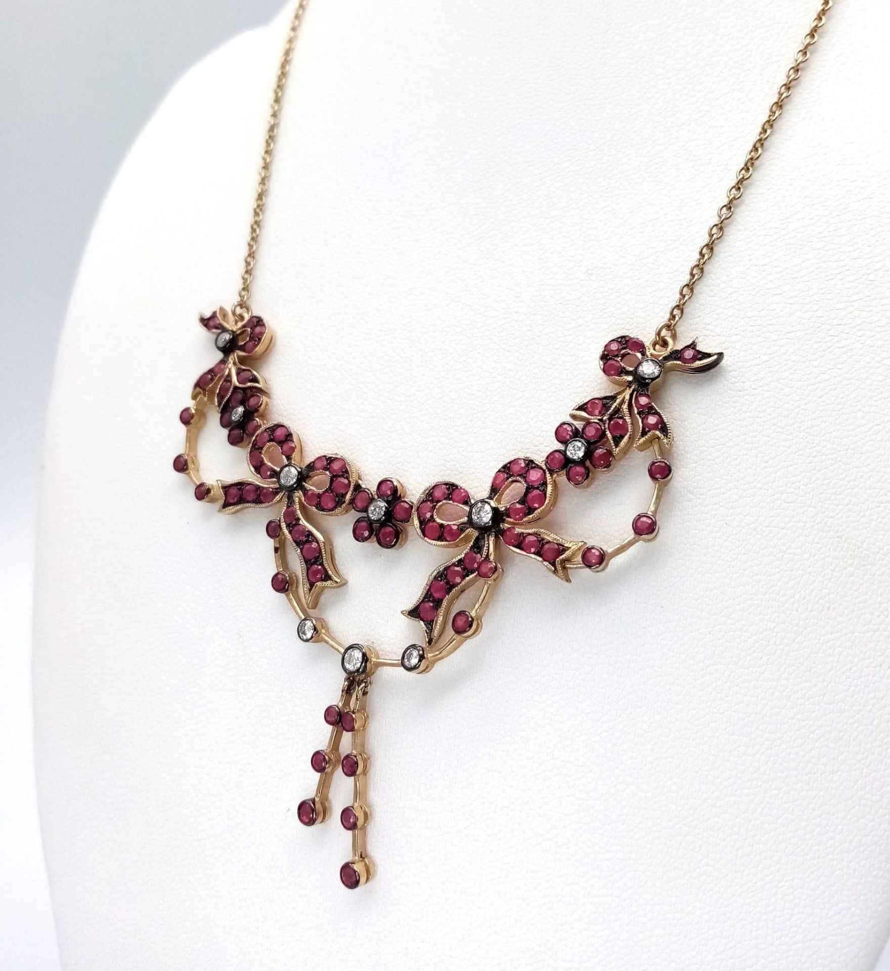 An Art Deco Style 9K Yellow Gold Ruby and Diamond Lavaliere Necklace. Floral and bow decoration. - Image 4 of 7