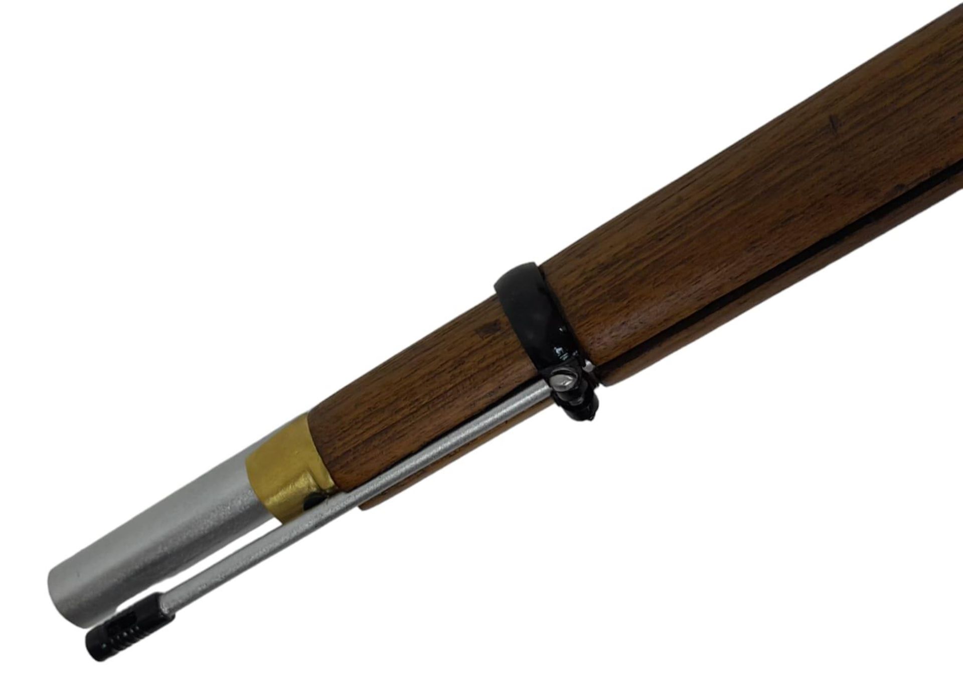 A MUZZLE LOADING BLACK POWDER RIFLE, .75 CALIBRE .COMES WITH A CURRENT DEACTIVATION CERTIFICATE. - Bild 14 aus 19