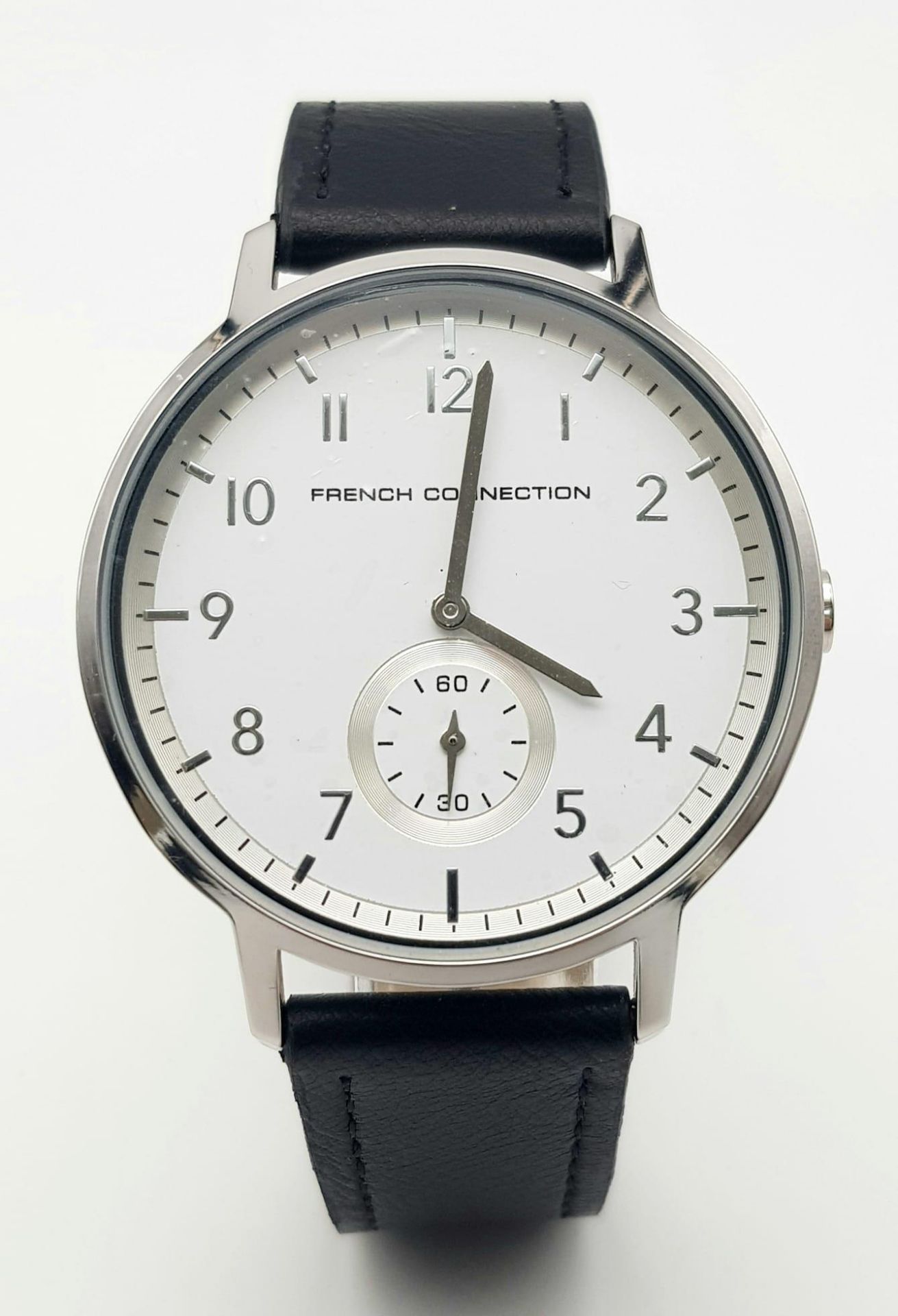 An Unworn Men’s Subsidiary Dial Quartz Watch by French Connection. 44mm Including Crown. Full - Bild 2 aus 9