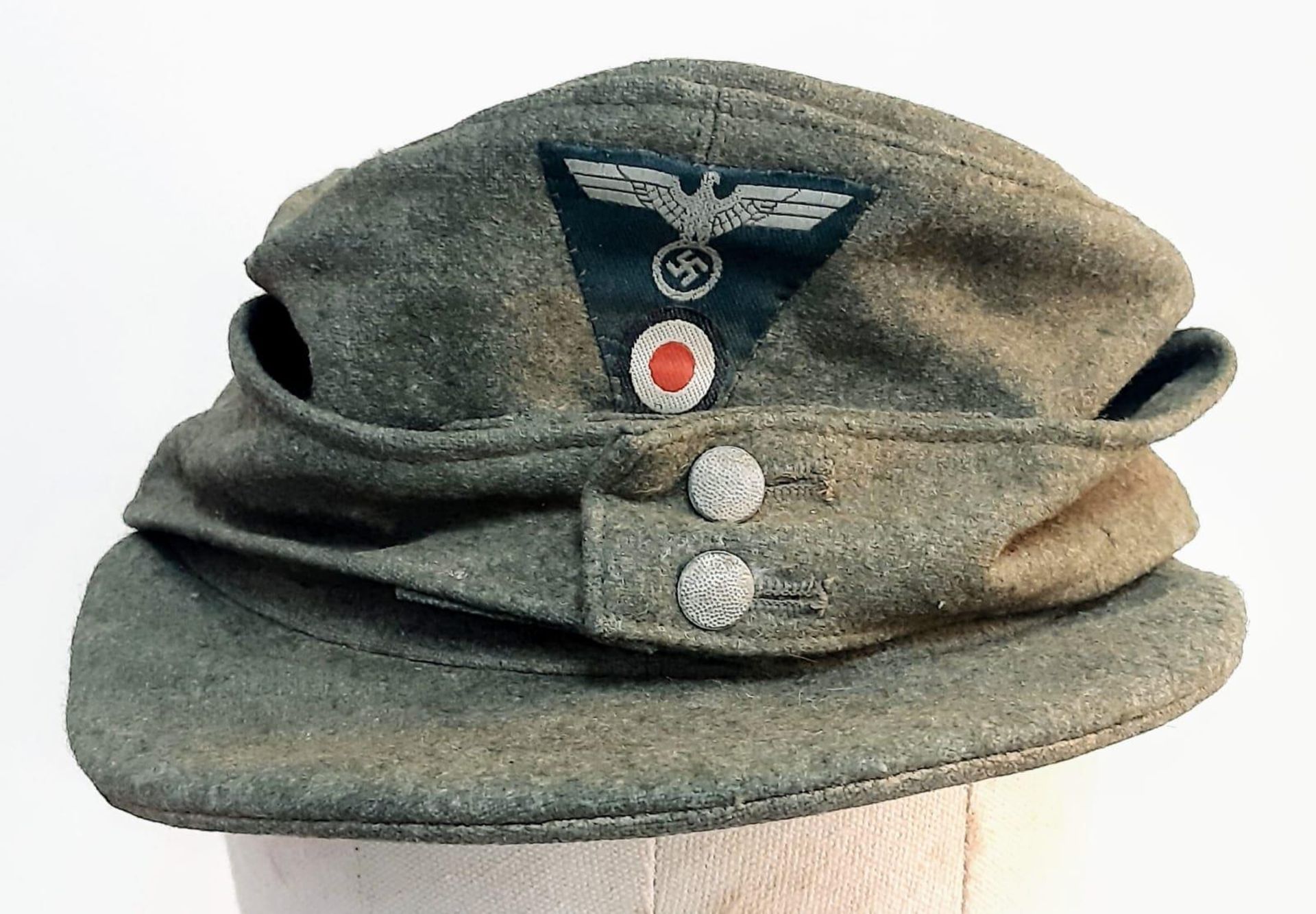 Reserve £375 21. WW2 German Heer (Army) M43 Cap with Jäger (light infantry mountain troops)