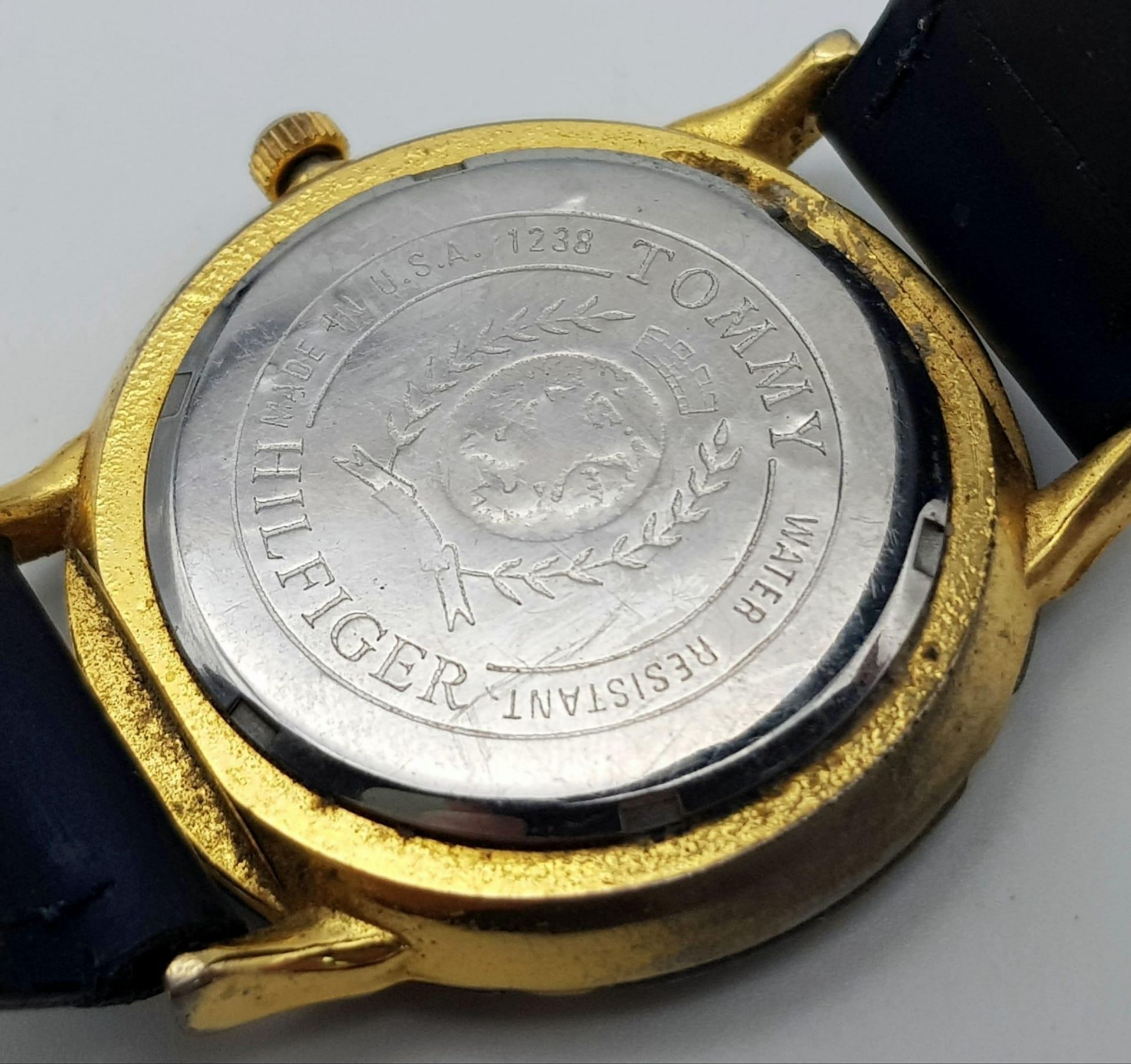 TOMMY HILFIGER WATCH REQUIRES NEW BATTERY AF - Image 5 of 5