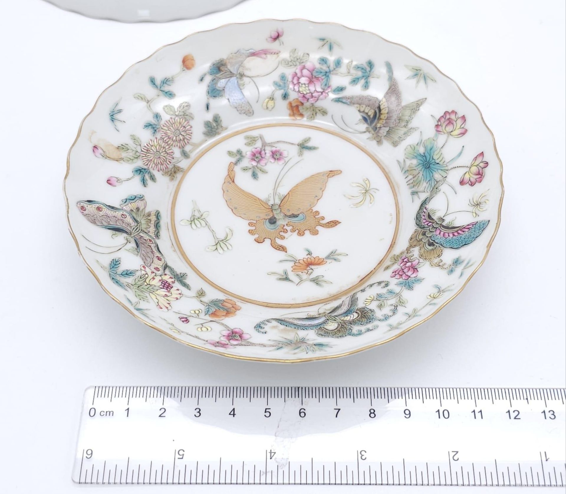 A set of 4 Daoguang (1820-1850) Era Dishes. Beautifully decorated with a iridescent floral & - Image 23 of 23