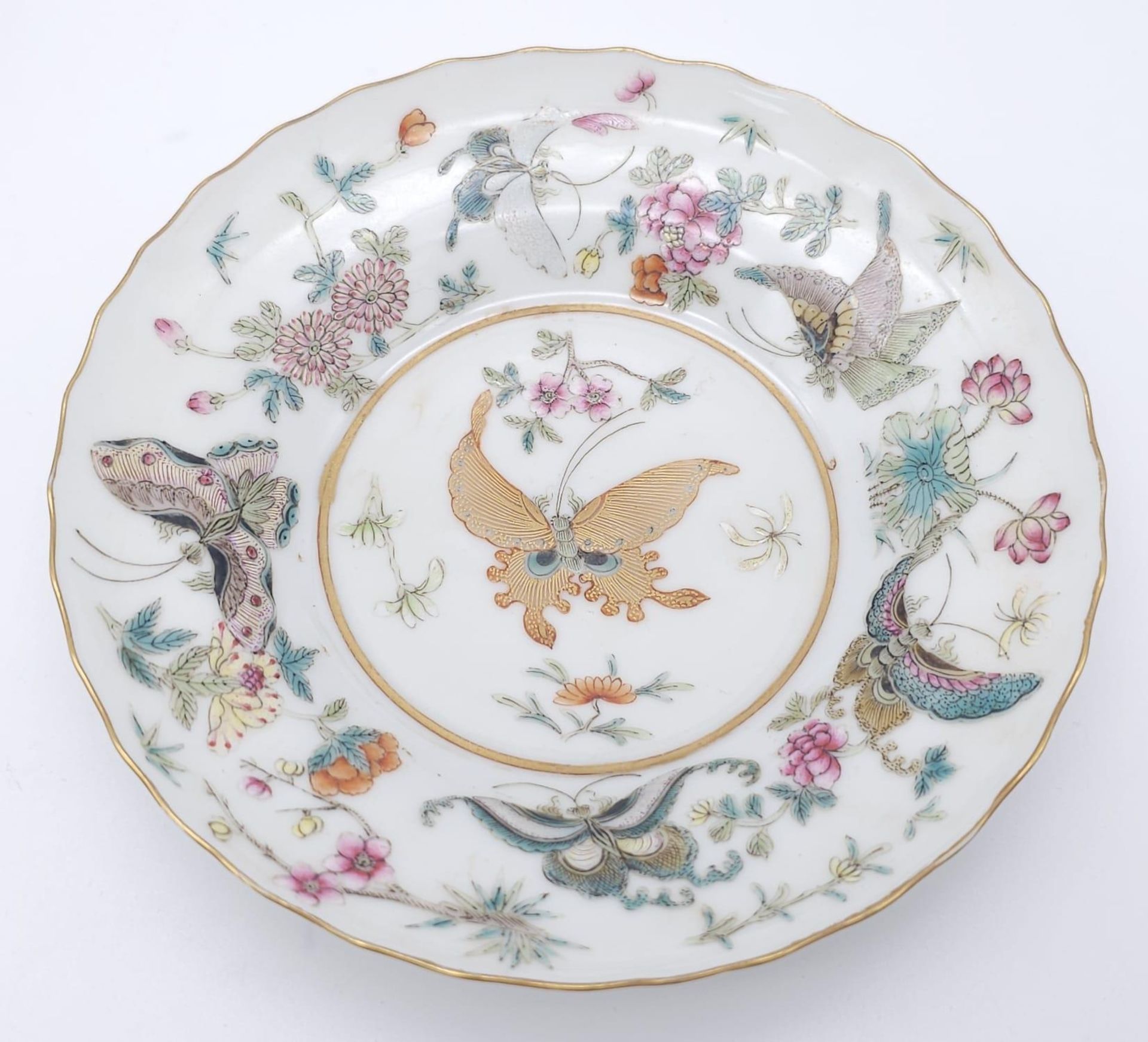 A set of 4 Daoguang (1820-1850) Era Dishes. Beautifully decorated with a iridescent floral & - Image 10 of 23