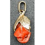 A Vintage Gold and Red Coral Pendant. 2.3g weight.