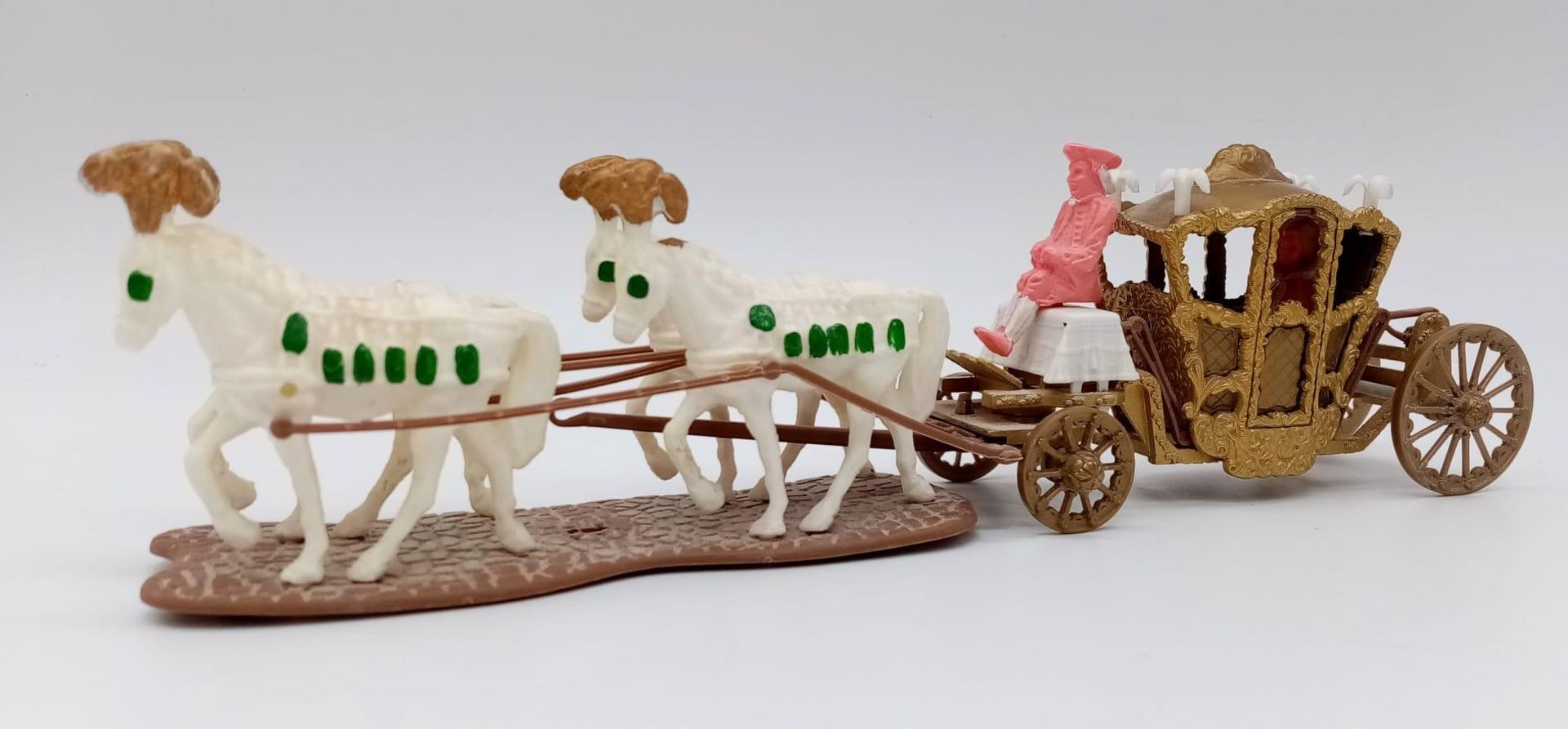 A Vintage Dinky Cinderella's Coach Model - From the movie The Slipper and the Rose. 28cm length. - Bild 4 aus 9