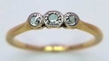 A VINTAGE 18K YELLOW GOLD & PLATINUM SET WITH 3 STONE DIAMOND RING, WEIGHT 1.6G SIZE K, REF SC 4090
