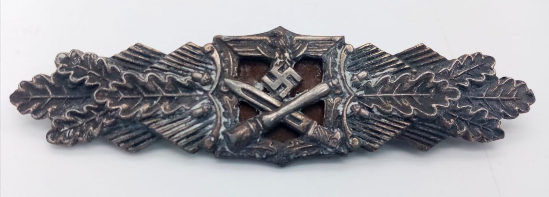 3rd Reich Close Combat Clasp Silver Grade. Maker: “A.G.M.u.K. Gablonz”