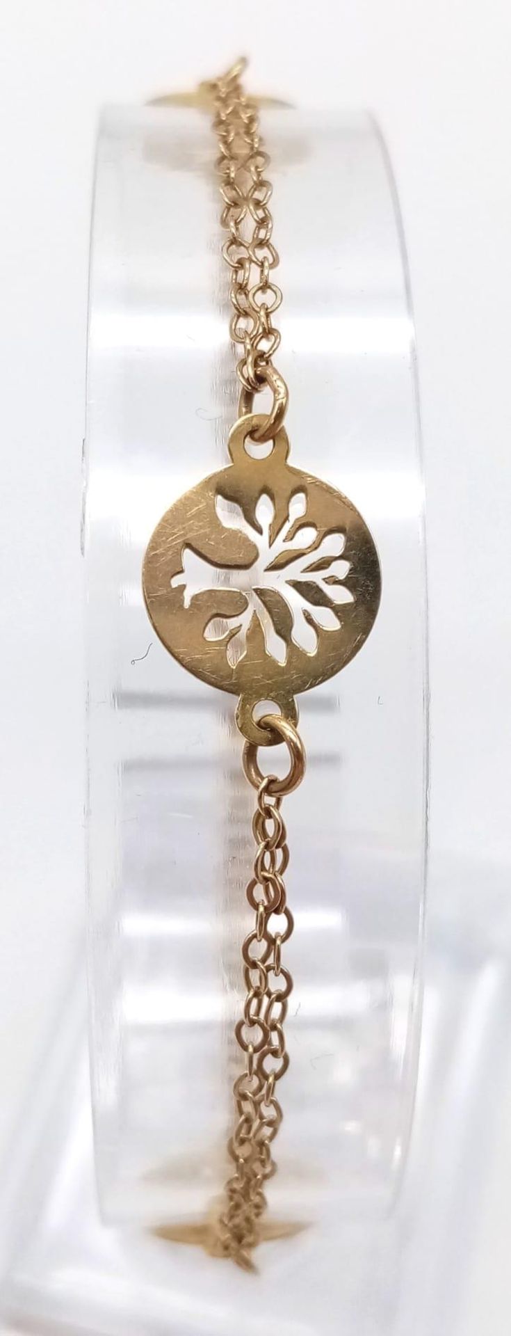 An 18K Yellow Gold Tree of Life Bracelet. 16cm. 2.2g weight. - Image 3 of 4
