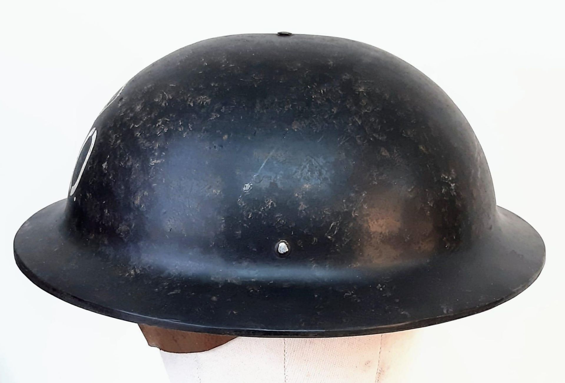WW2 British General Post Office (Telephone Dept) Liner Layers Non conductive fibre helmet. - Bild 2 aus 5
