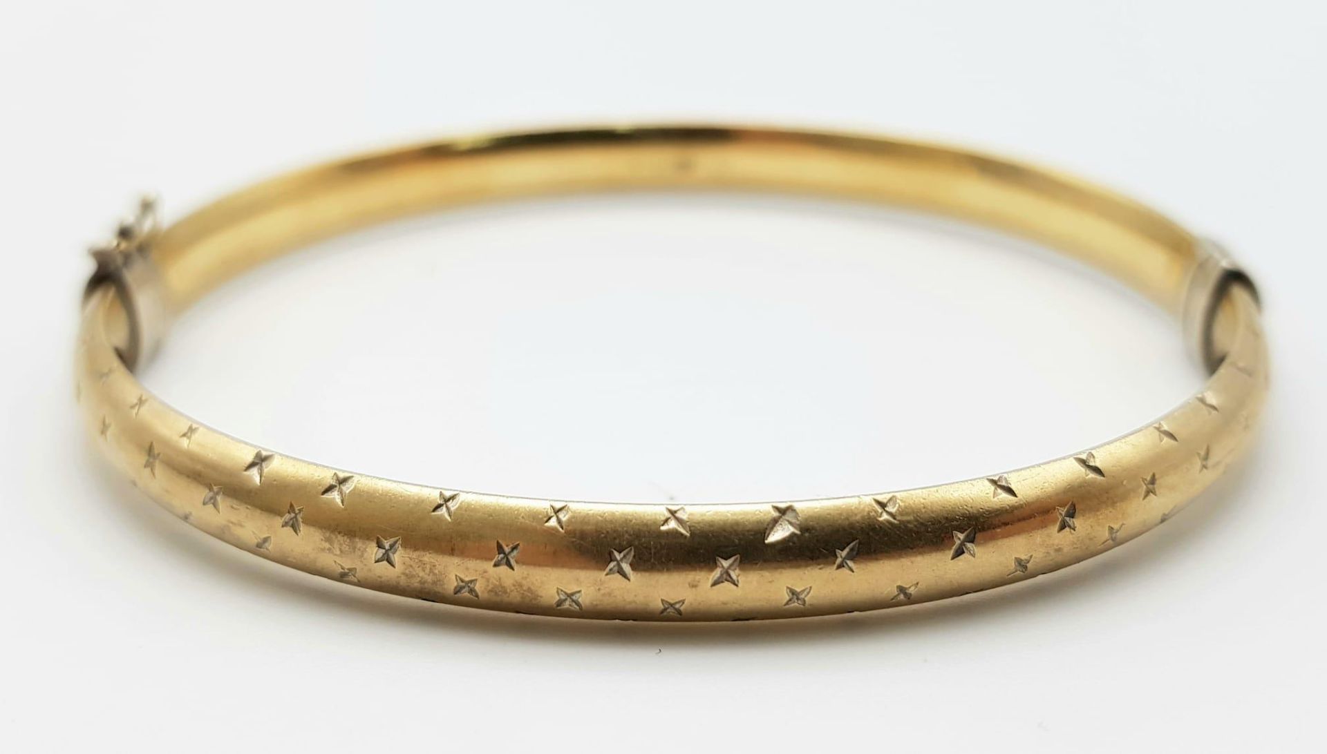 A Vinted Gold Plated 925 Silver Bangle. Clip open design. 63mm. - Image 2 of 5