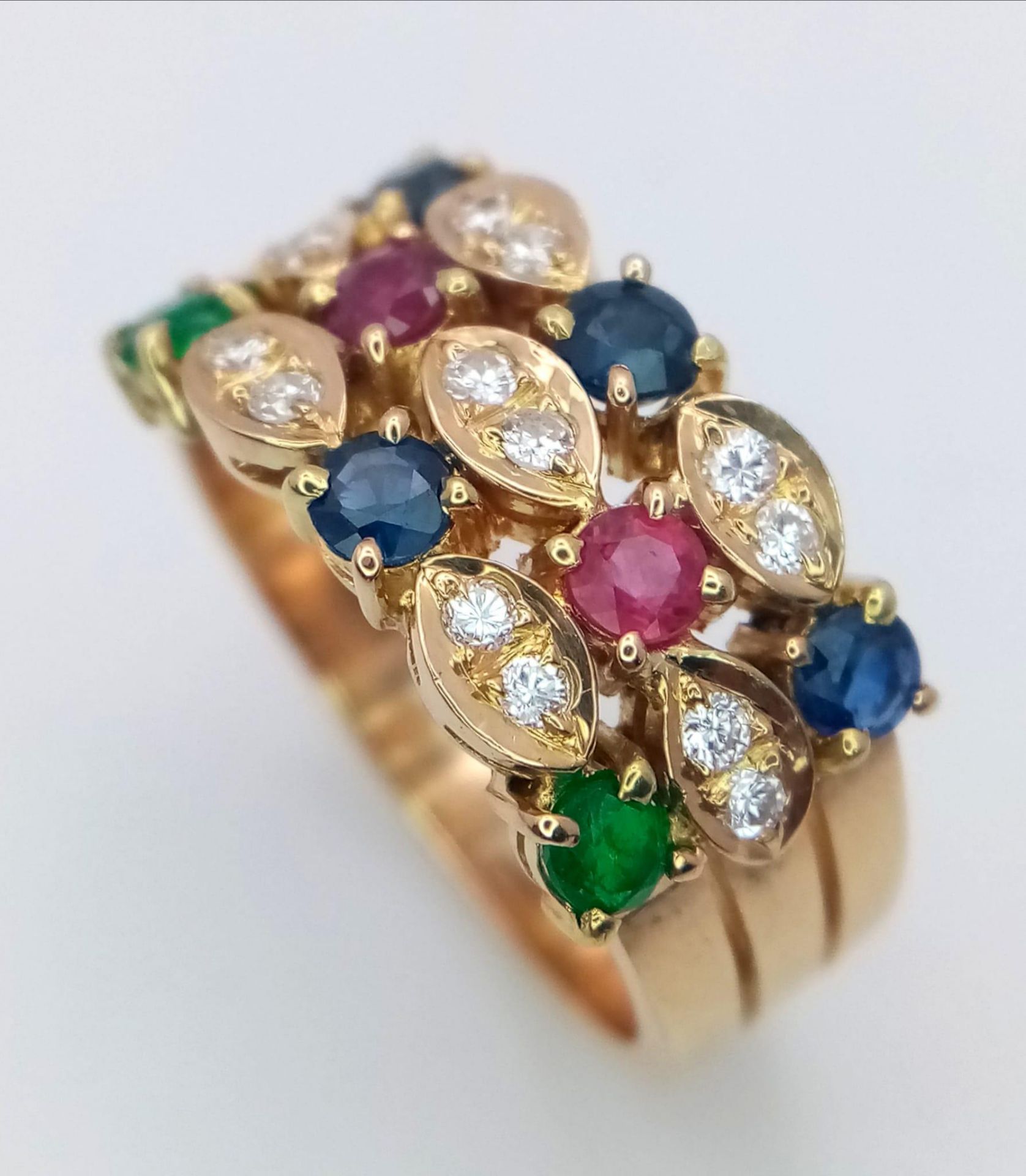 A 18K YELLOW GOLD DIAMOND, RUBY, SAPPHIRE & EMERALD SET RING 7.3G SIZE N 1/2 ref: 6441 - Image 3 of 5