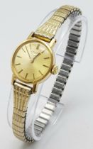 A Stylish Vintage Longines Ladies Watch. Expandable gold plated bracelet, case - 21mm. Champagne