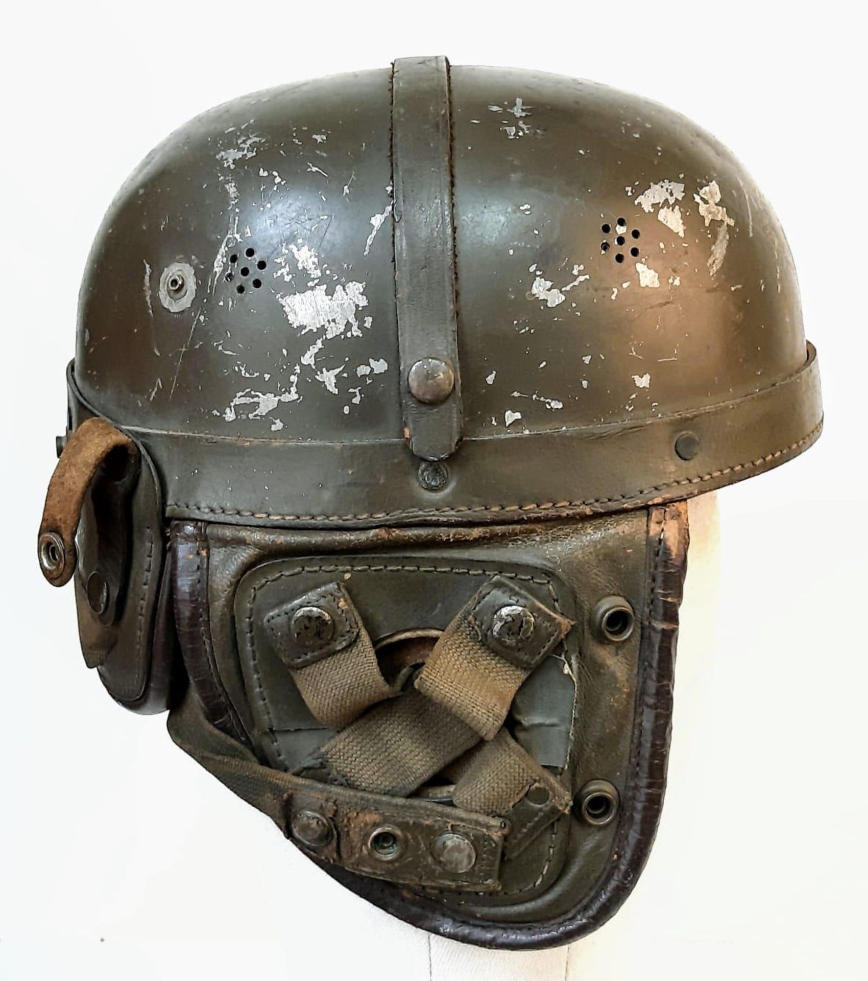 A WW2 American Sherman Tank Crew Helmet. Very Good Condition with Liner. - Bild 4 aus 6