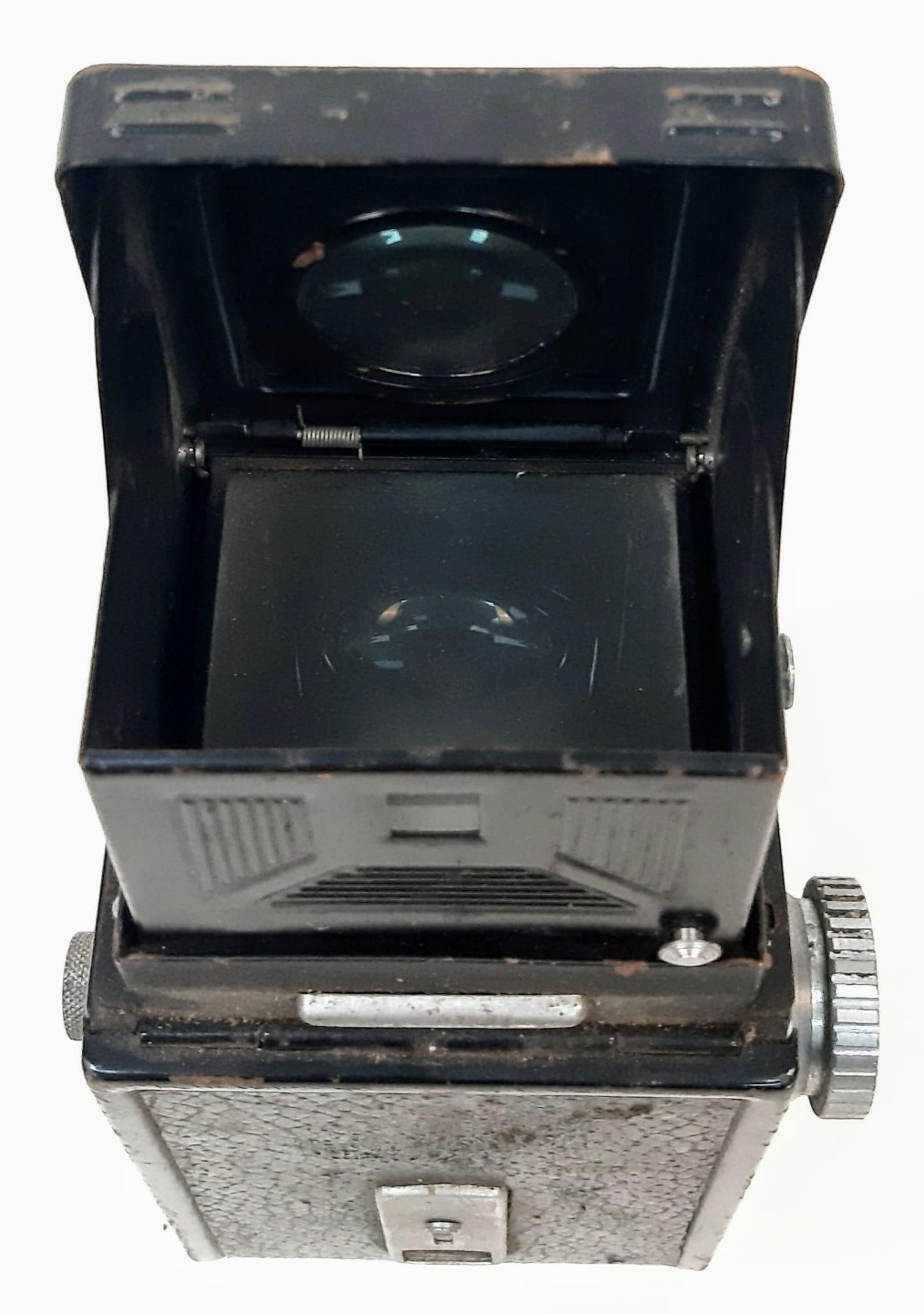 A Vintage Crystar Camera. As found. 14cm x 7cm. - Image 6 of 6