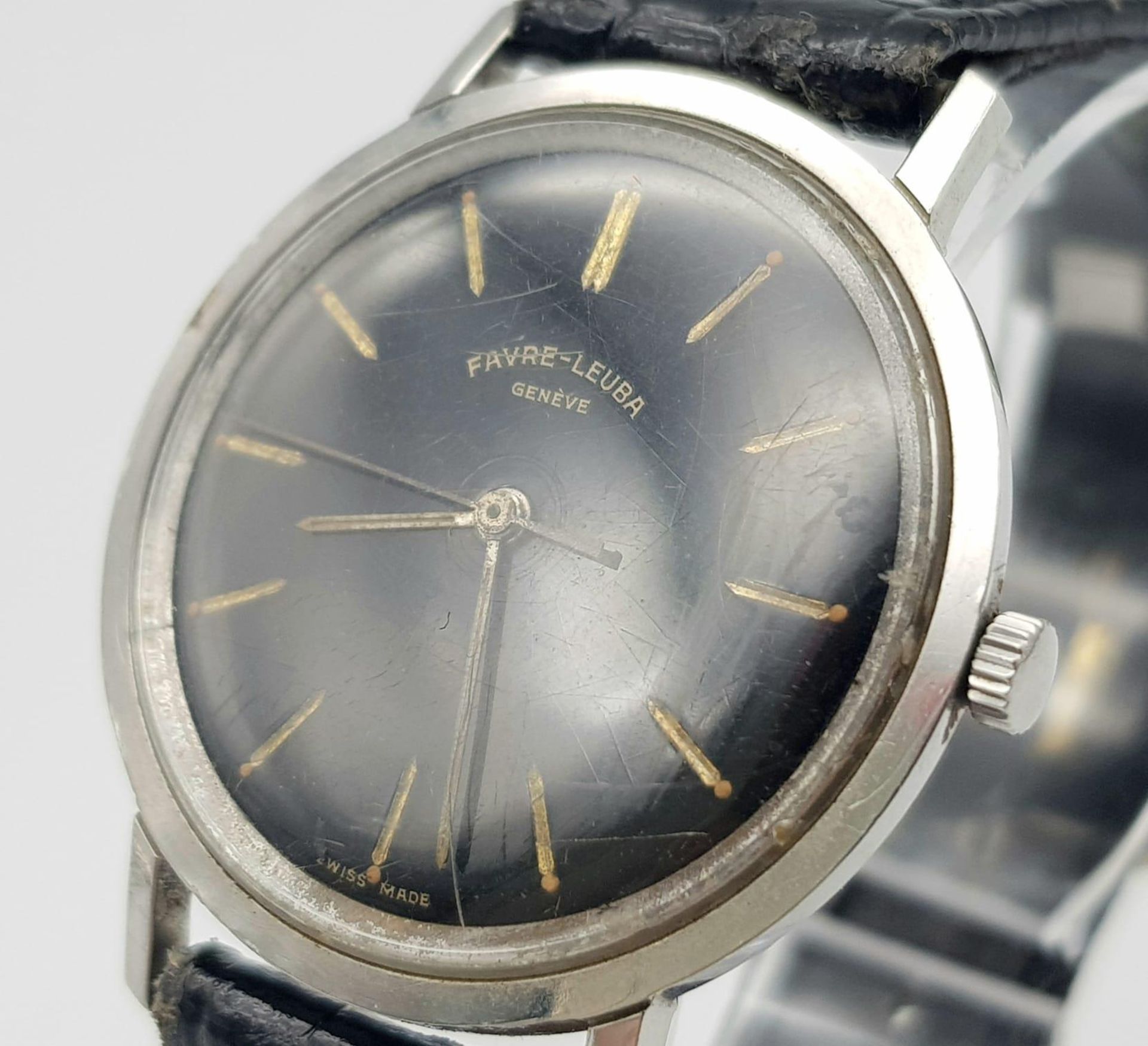 A Vintage Favre-Leuba Mechanical Gents Watch. Black leather strap. Thin stainless steel case - 33mm. - Bild 3 aus 5