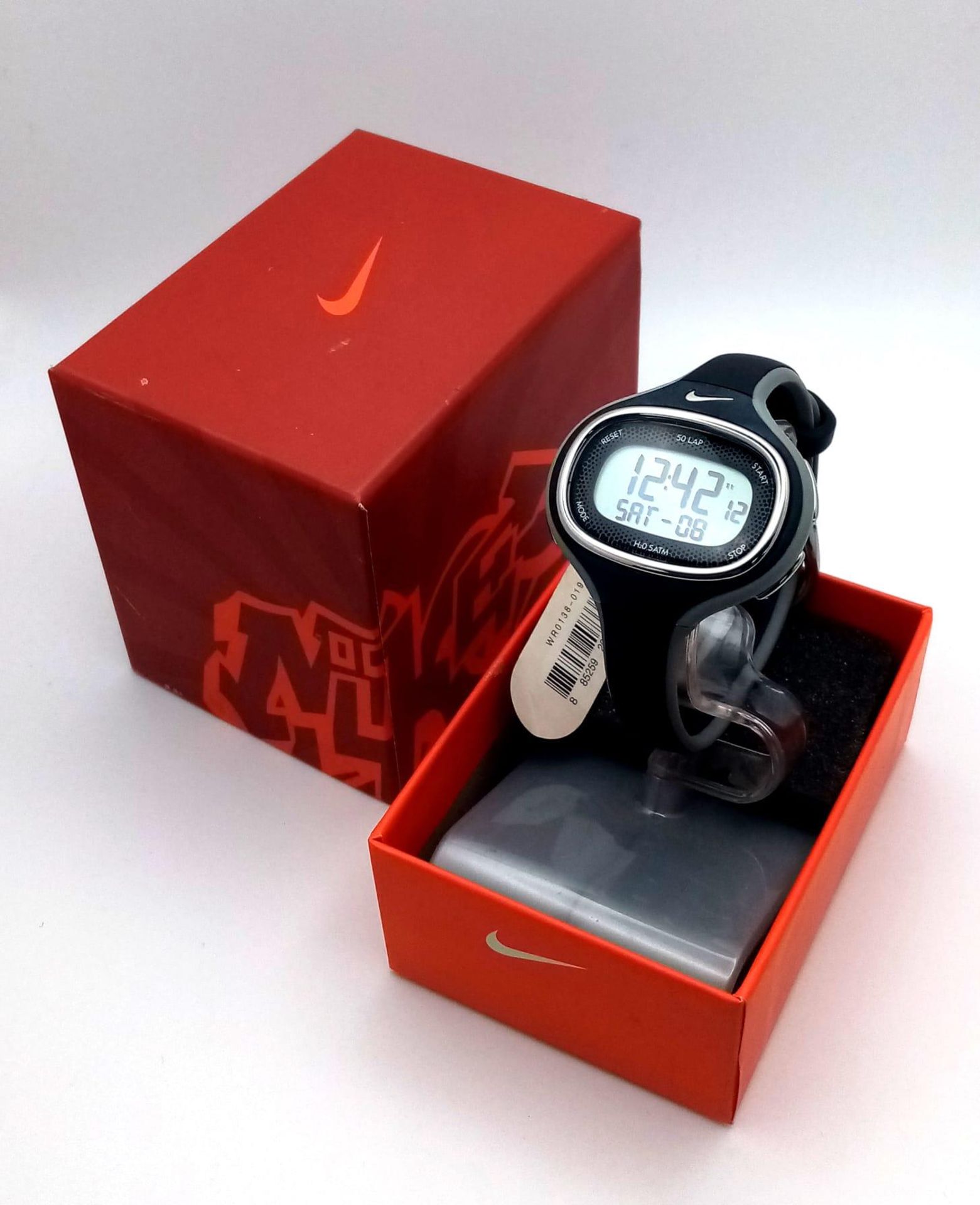 An Unworn, Sought after Model, Nike Lady Fitness Watch with Box, Tags and Manual. New Battery Fitted - Image 5 of 6