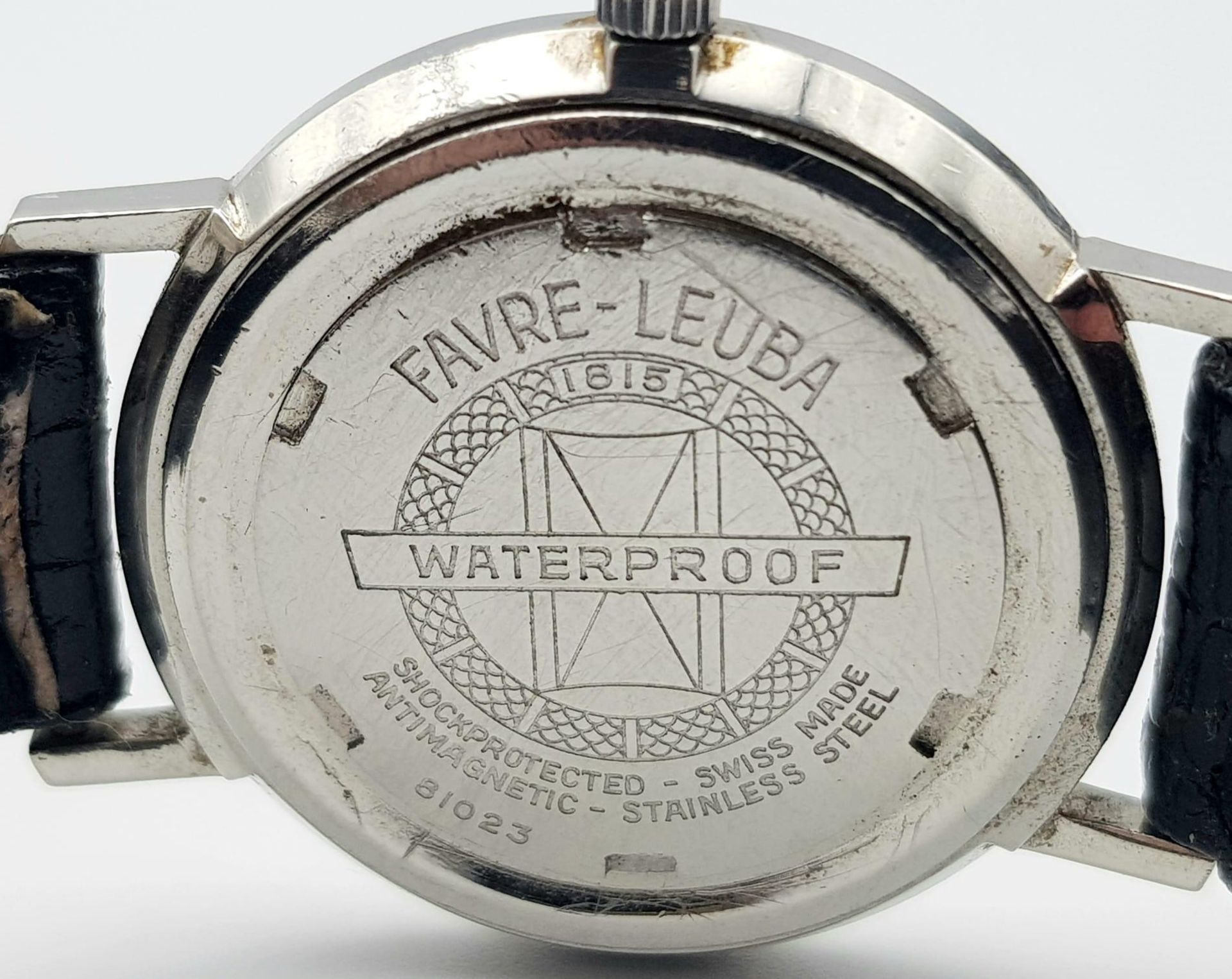 A Vintage Favre-Leuba Mechanical Gents Watch. Black leather strap. Thin stainless steel case - 33mm. - Bild 5 aus 5