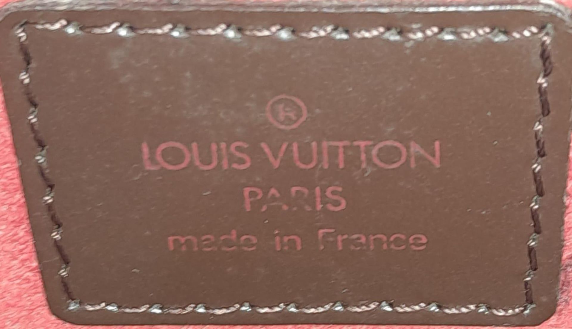A Louis Vuitton Damier Ebene 'Ipanema' Crossbody Bag. Leather exterior with gold-toned hardware, - Bild 7 aus 8