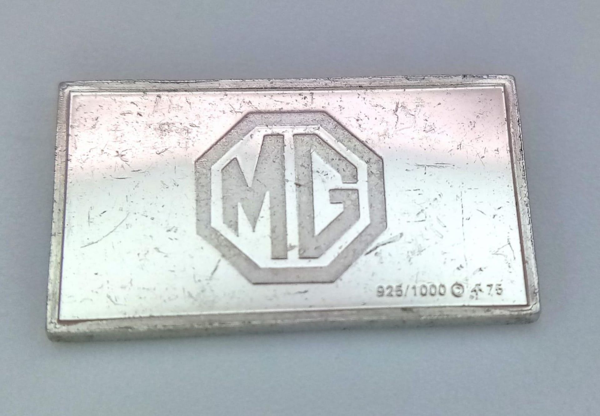 2 X STERLING SILVER AND ENAMEL MG CAR LOGO MANUFACTURER PLAQUES, MADE IN UNITED KINGDOM ENGLAND, - Bild 4 aus 4