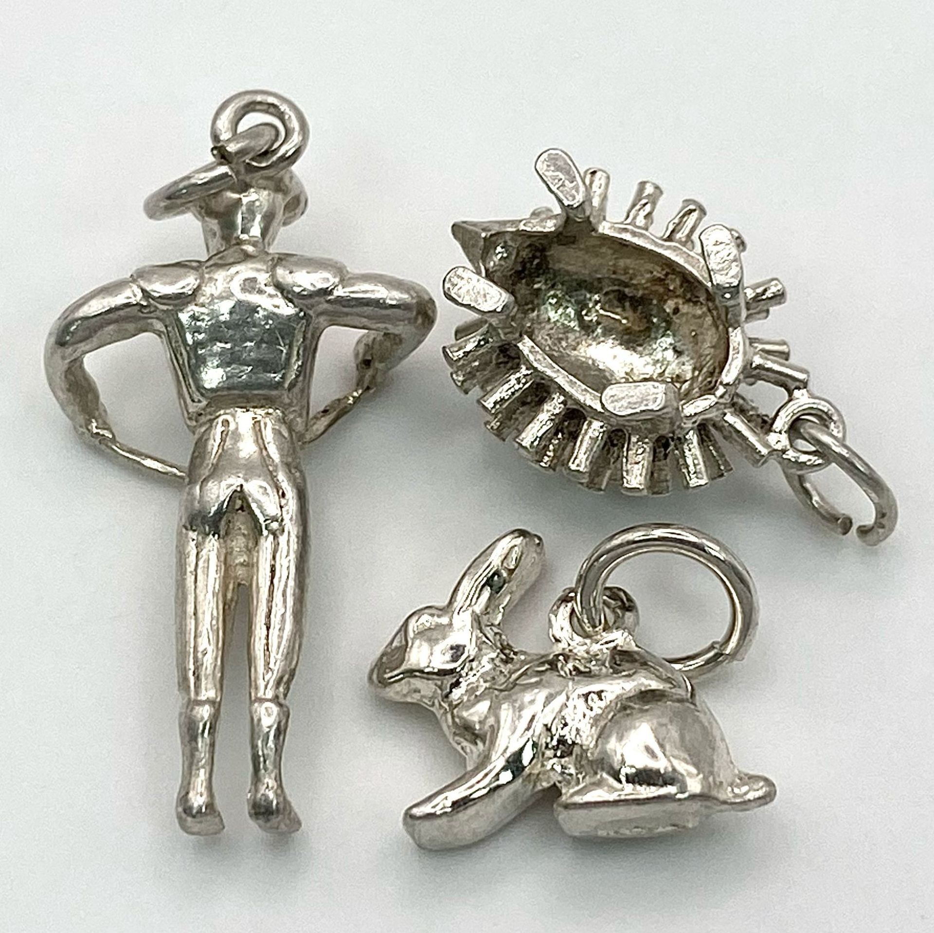 Sterling silver selection of 3 charms including rabbit, hedgehog and man, 6.3g total weight. - Image 2 of 3