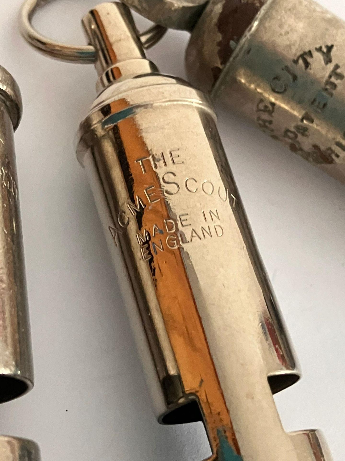 3 x Vintage WHISTLES To include ACME, METROPOLITAN, and CITY. - Image 2 of 3